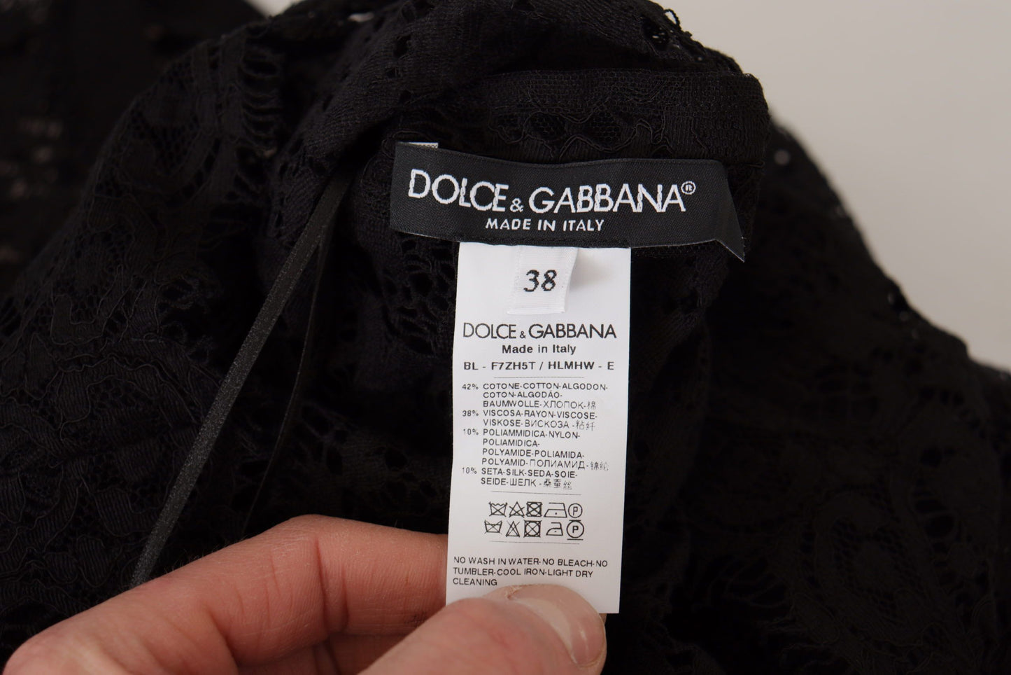 Dolce & Gabbana Svart Blommig Spetspulloverblus från Sicily