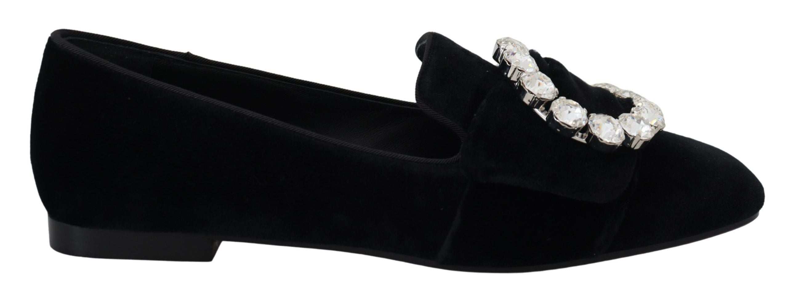 Svarta sammetskristaller i loafers-modell