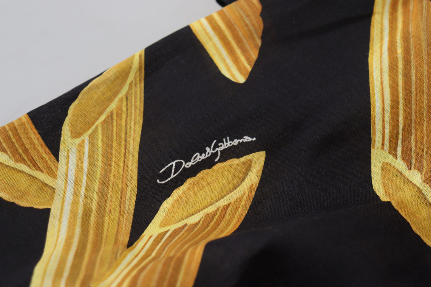 Dolce & Gabbana Svart Casual Penne Rigate Linneskjorta