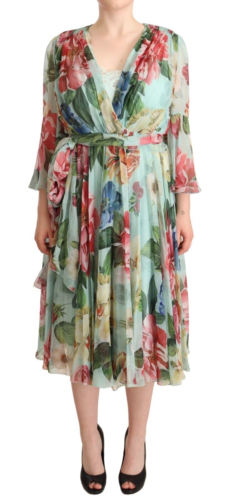 Dolce & Gabbana Flerfärgad Grön Blommig Sidenklänning med Omlottmönster