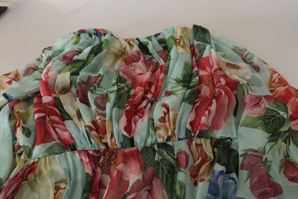 Dolce & Gabbana Flerfärgad Grön Blommig Sidenklänning med Omlottmönster