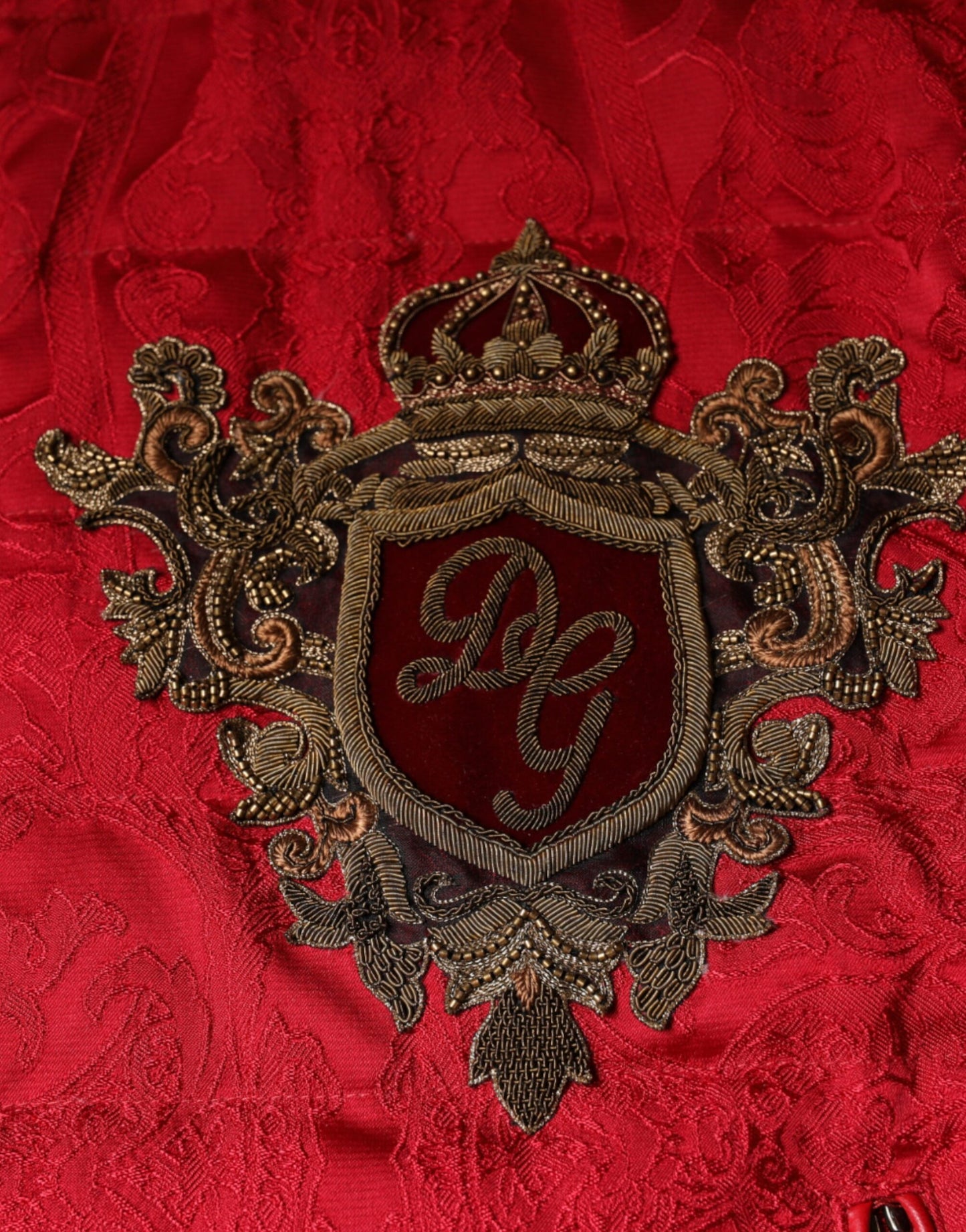 Dolce & Gabbana rød vattert bomberjakke med gullkronelogo