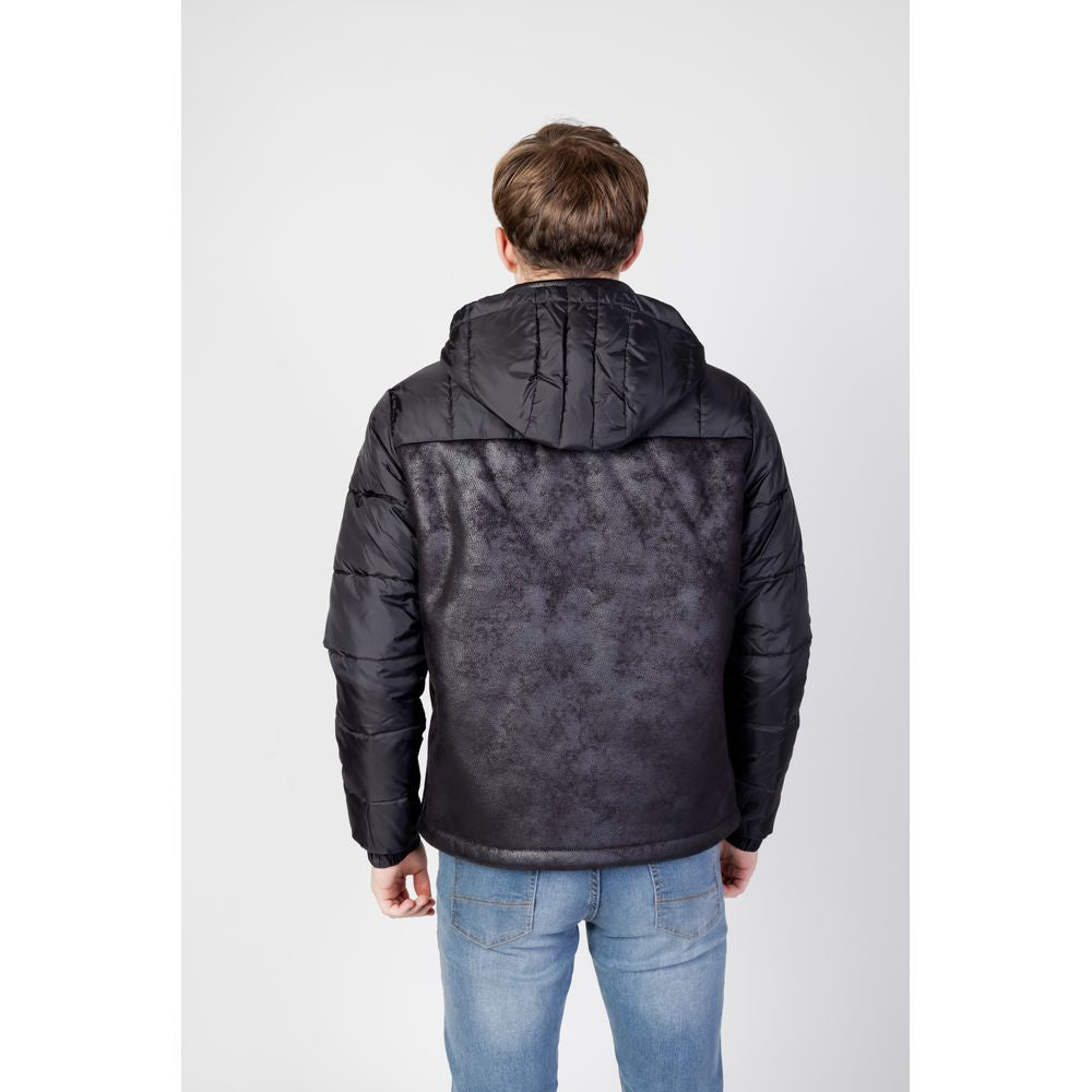 EA7 Emporio Armani Svarta Polyesterjackor & Kappa