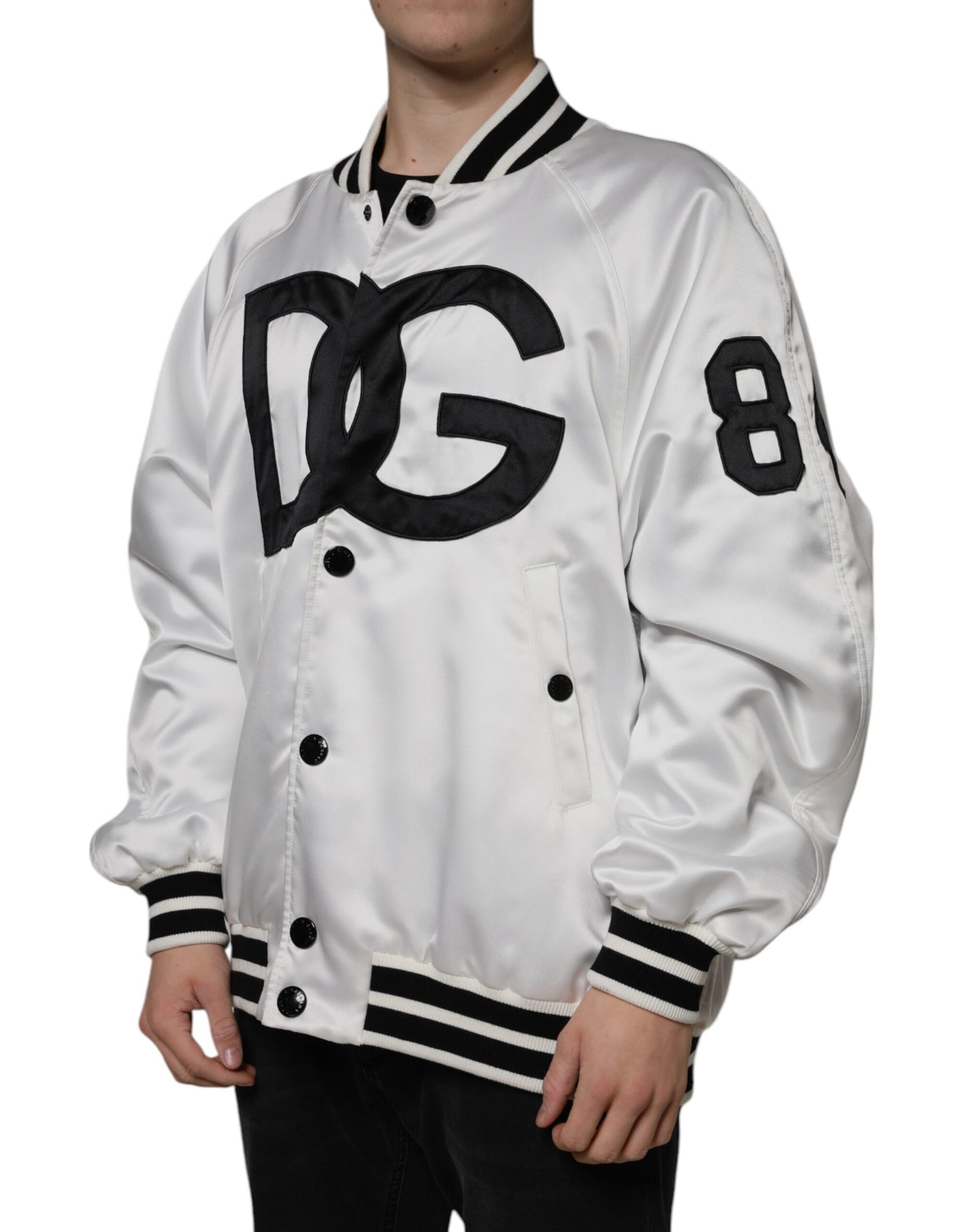 Dolce & Gabbana vit bomberjacka med polyesterlogotyp och dragkedja