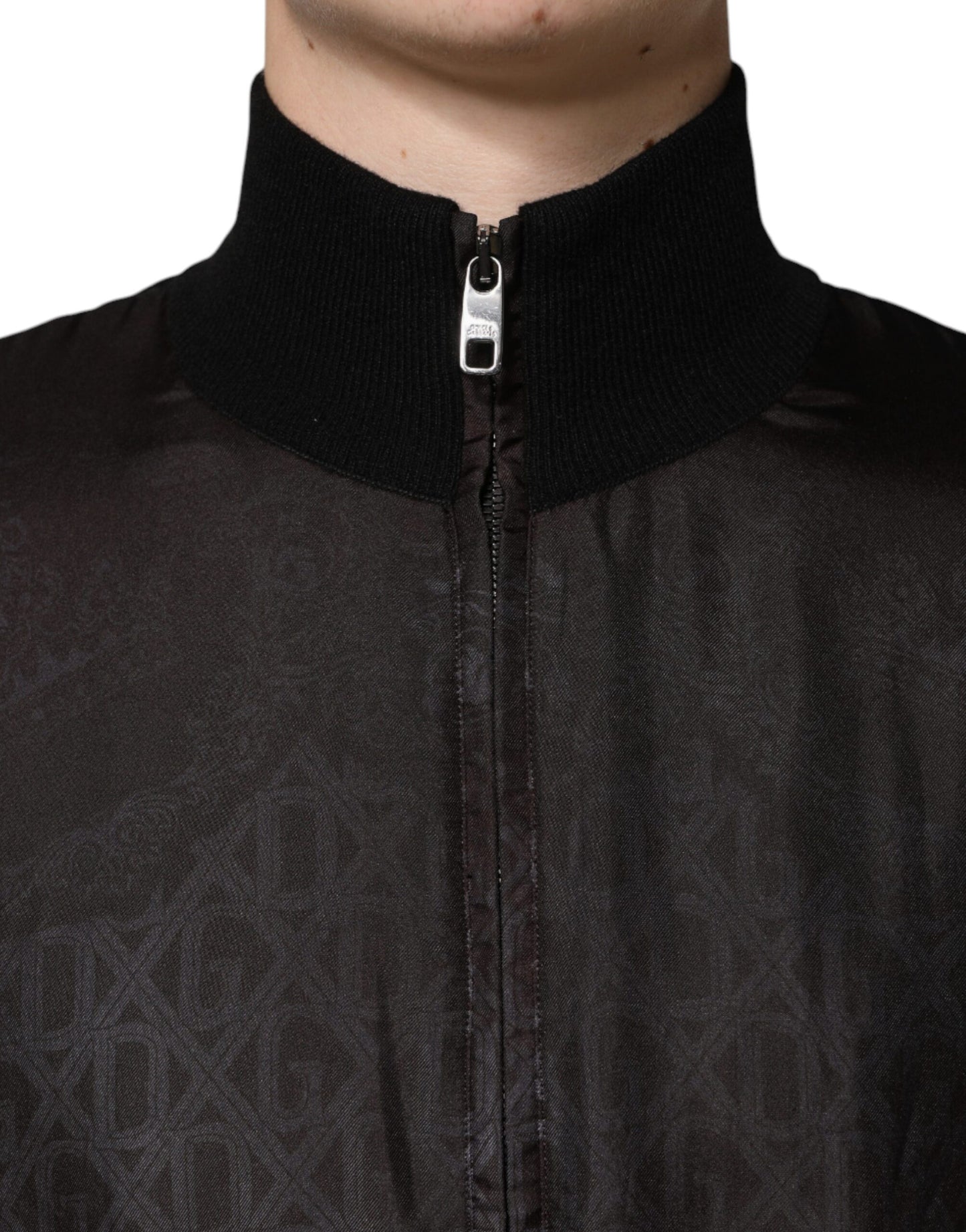 Dolce & Gabbana svart bomberjacka med logotyp och monogram och hel dragkedja