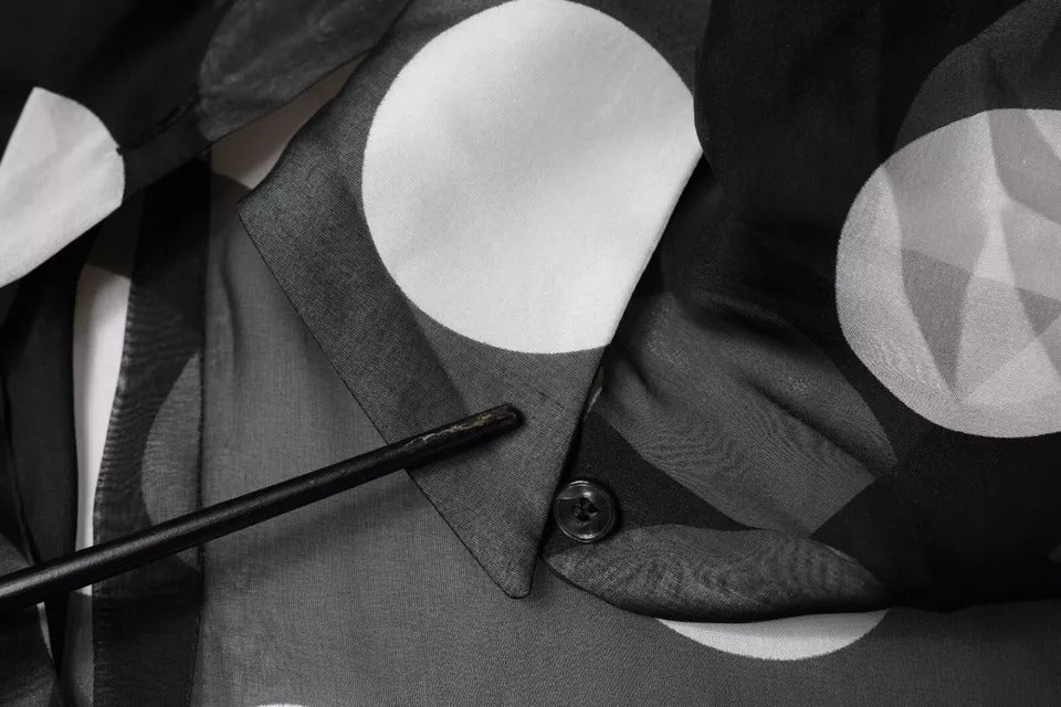 Dolce & Gabbana Svartvit Prickig Sidentopp Med Långa Ärmar