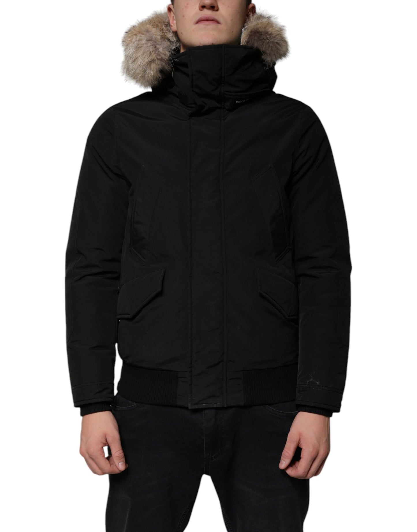 Woolrich svart hettejakke med lange ermer og pelsfrakk