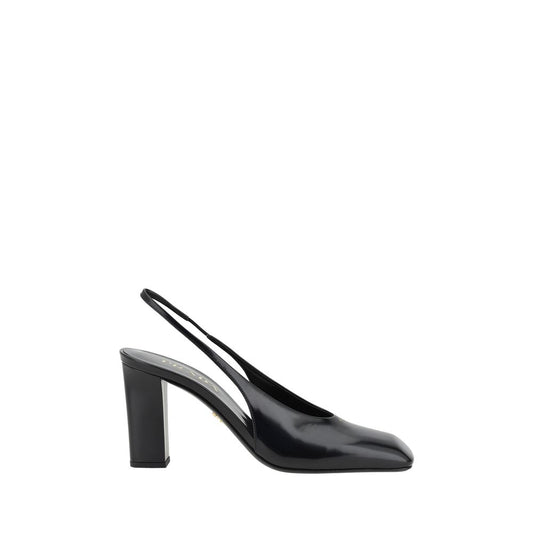 Prada svarta pumps i kalvskinn