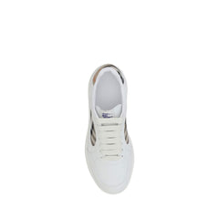 Burberry White Calf Leather Bos Taurus Low Top Sneakers