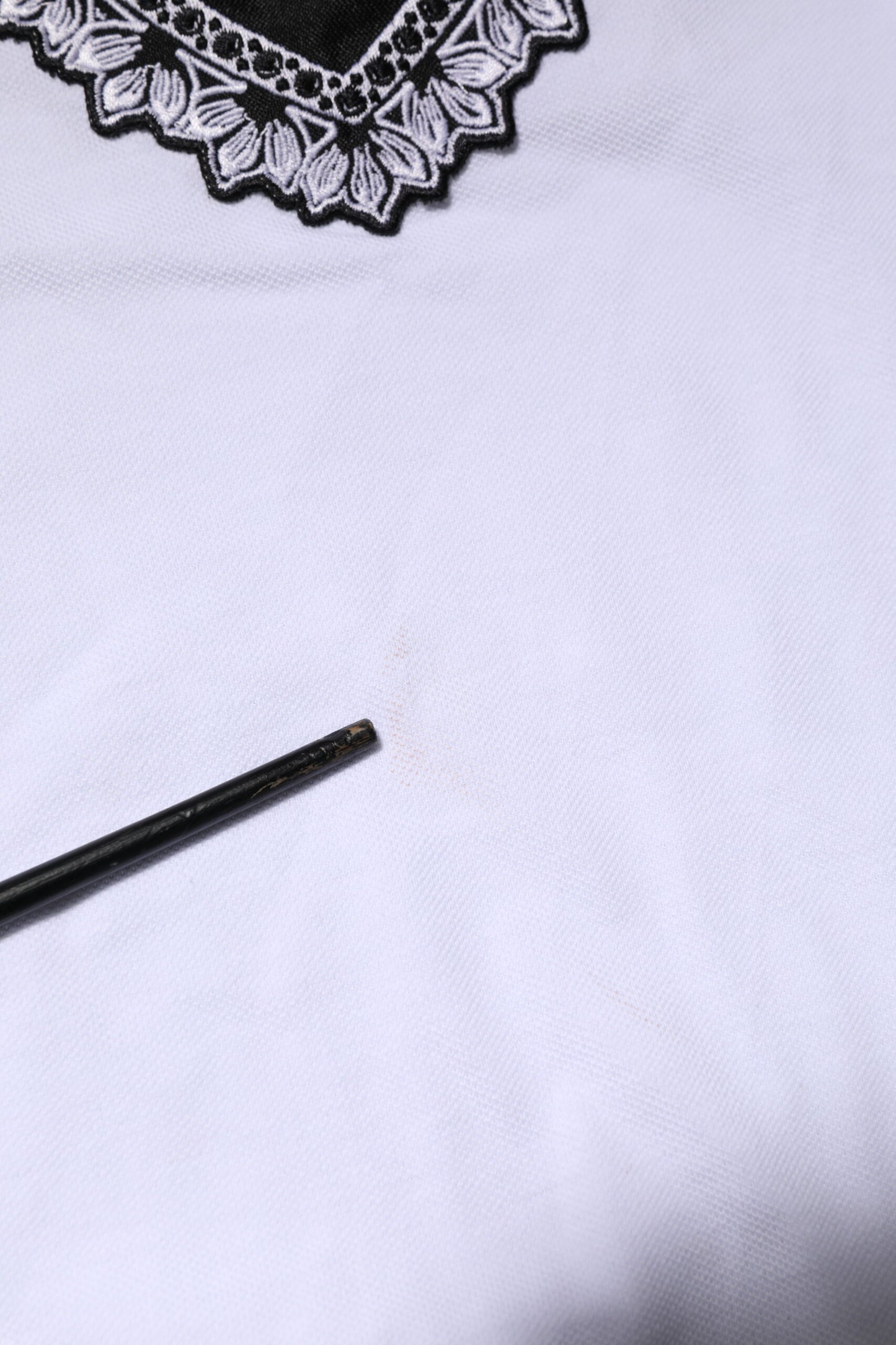 Dolce & Gabbana Vit bomull DG Hjärtlogotyp Broderad T-shirt