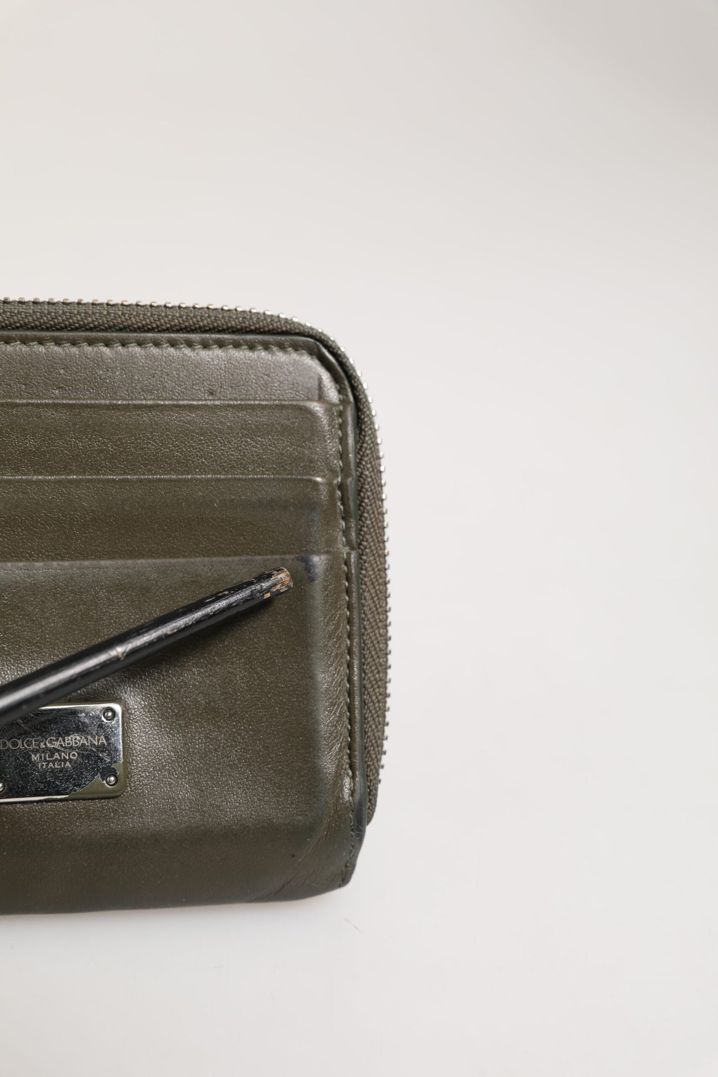 Dolce & Gabbana militærgrønn skinnveske med logoplakett og myntlommebok