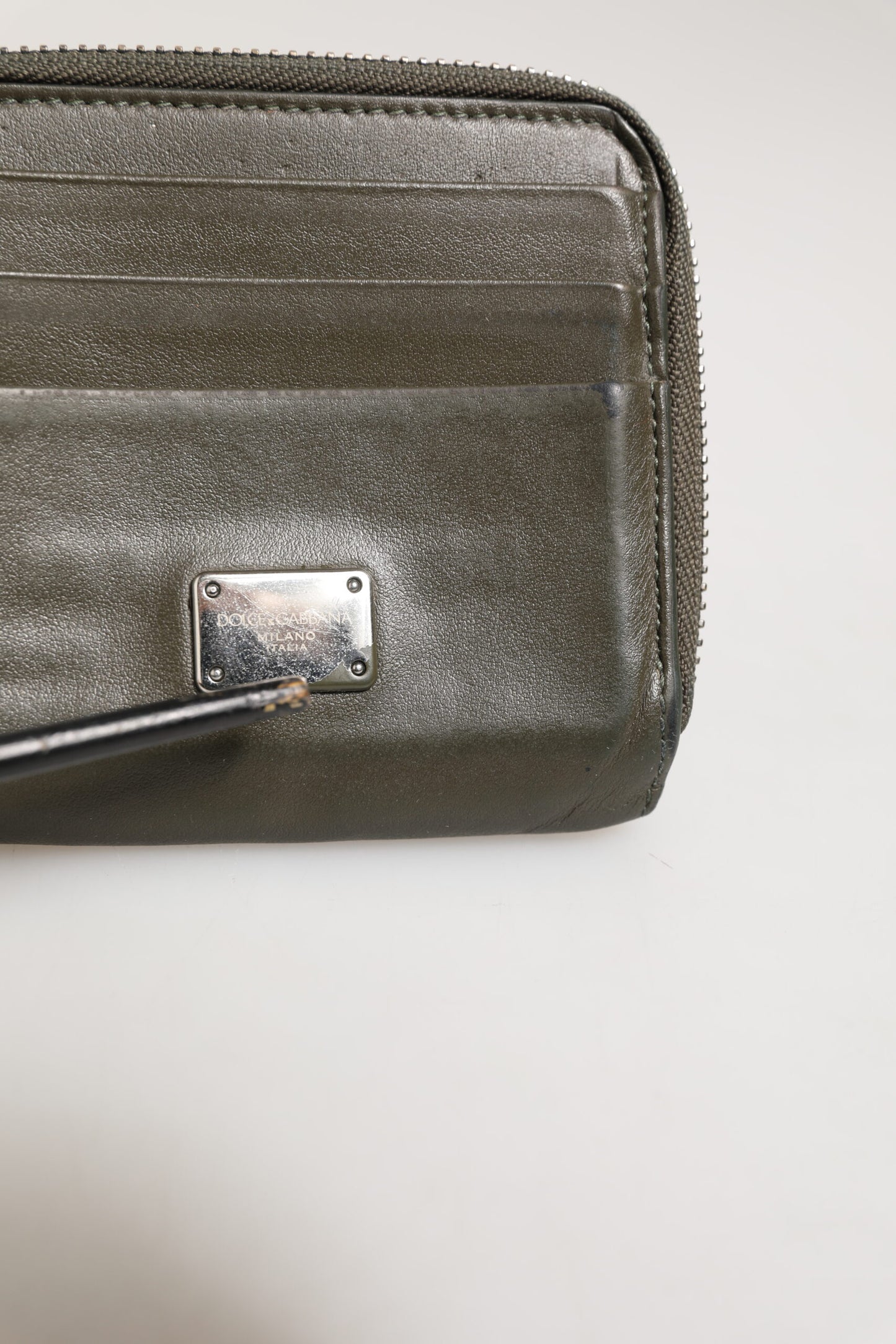 Dolce & Gabbana militærgrønn skinnveske med logoplakett og myntlommebok