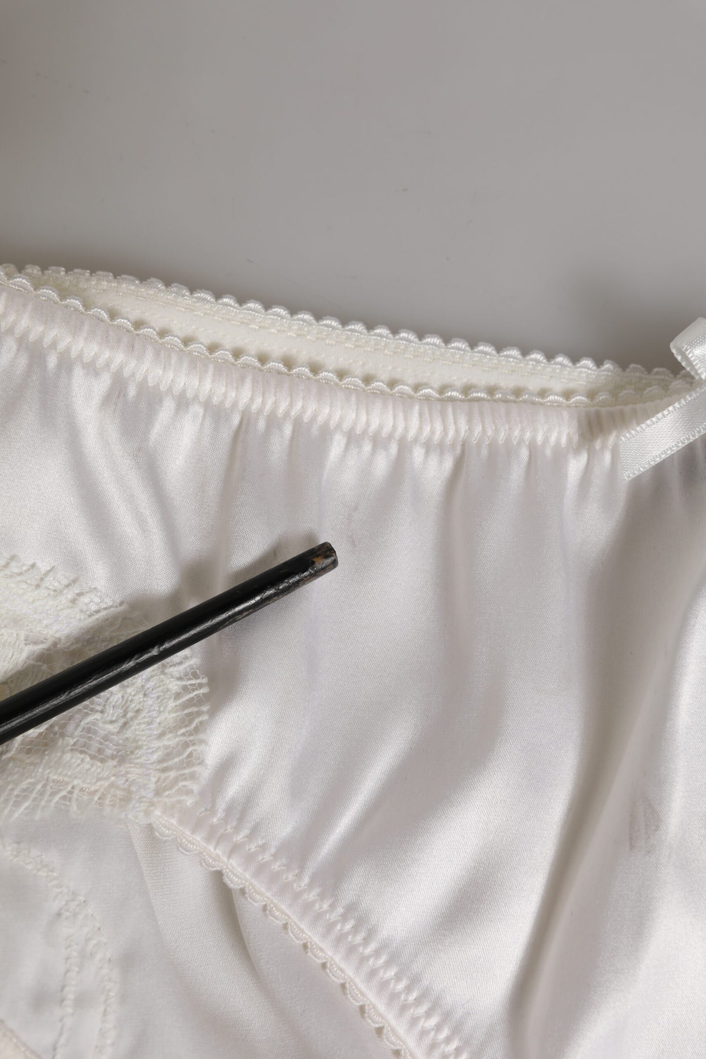 Dolce & Gabbana White Silk Satin Floral Lace Panty Brief Underwear