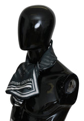 Blått silkeskjerf for kvinner i kostyme