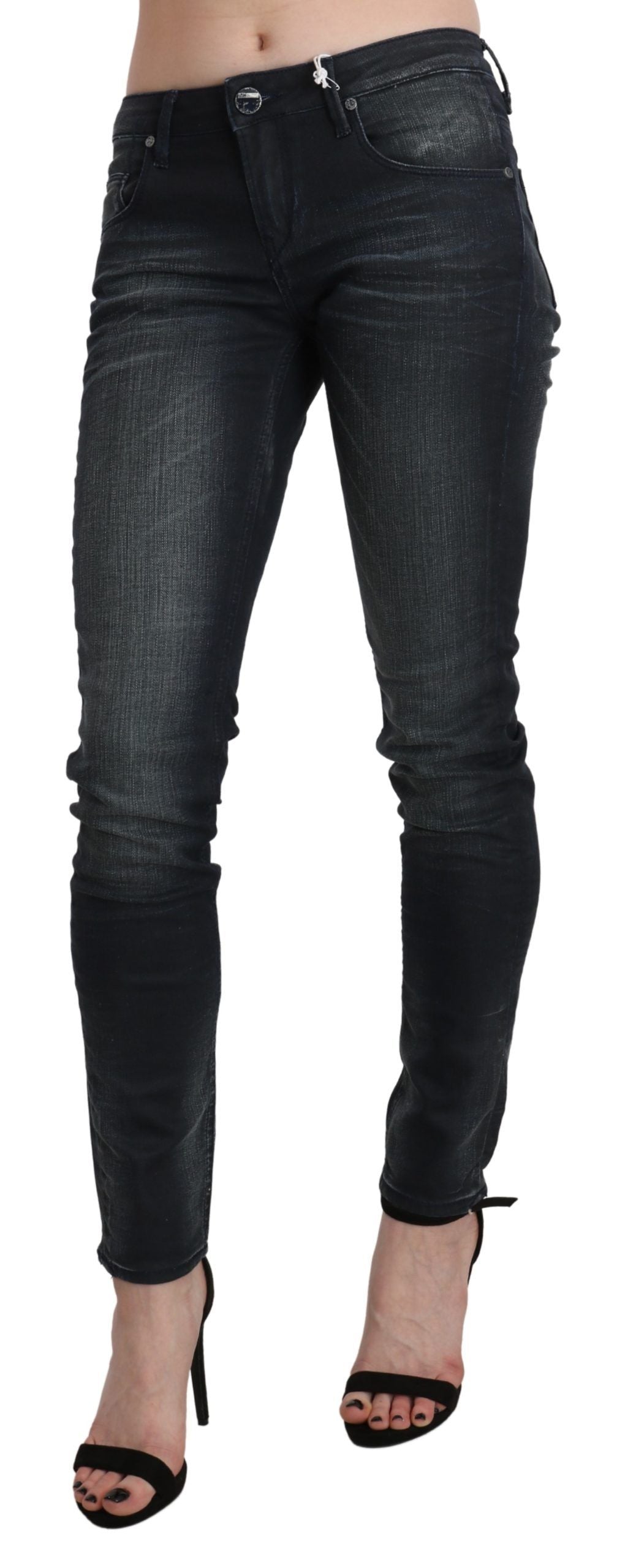 Svarte, vaskede skinny denimbukser med lav midje