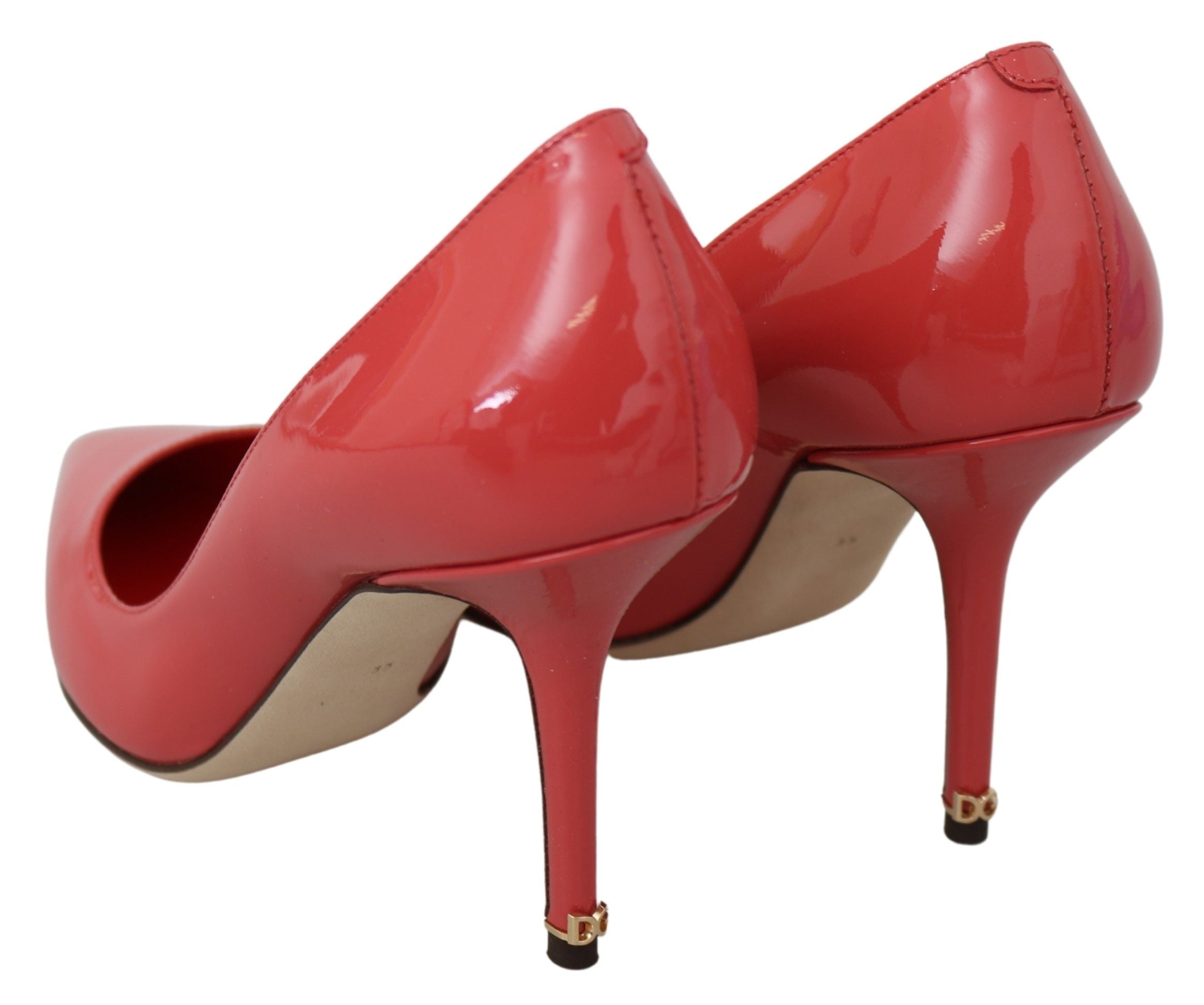 Mörkrosa pumps i lackläder
