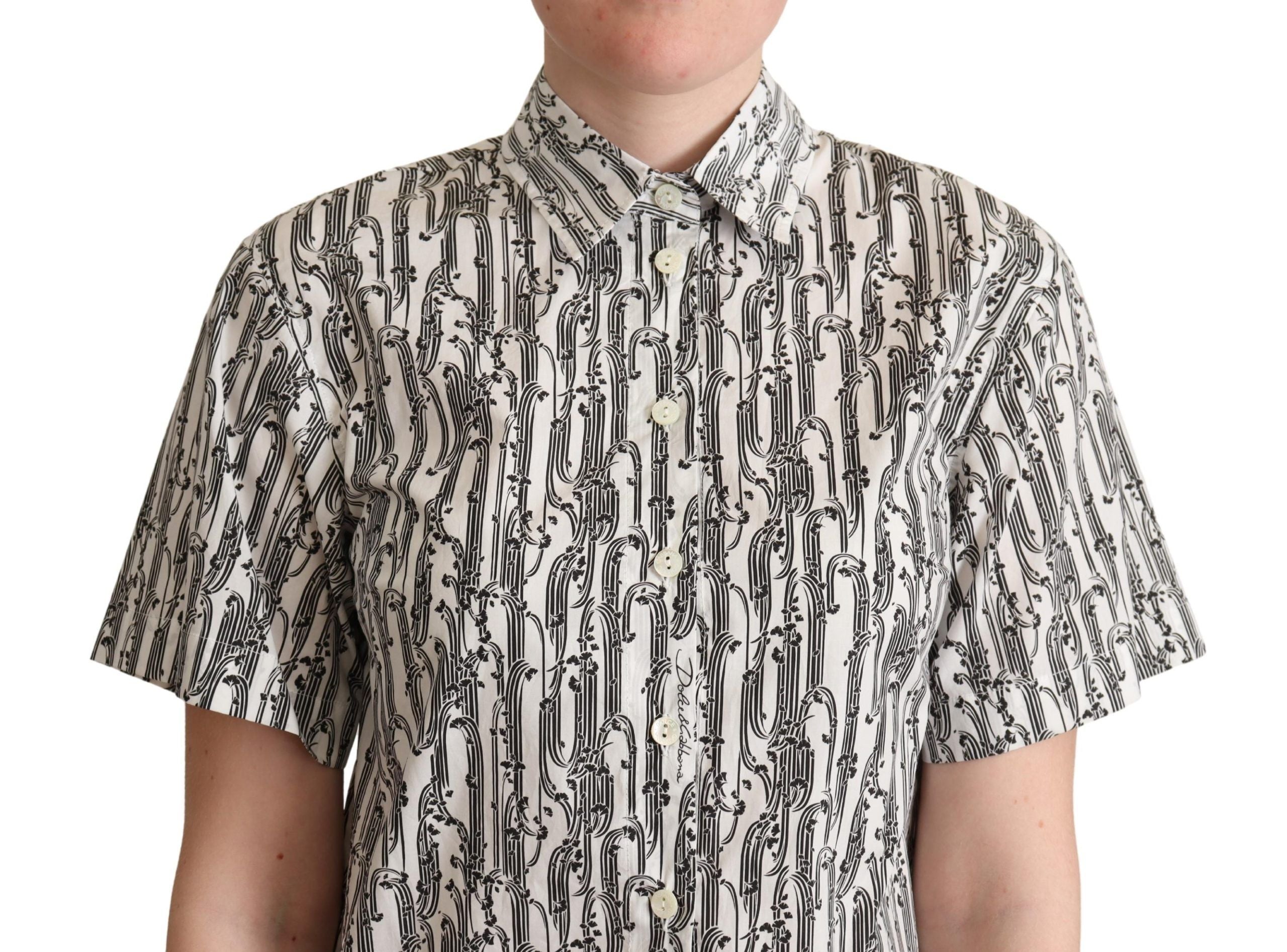 Vit blommig blus med krage
