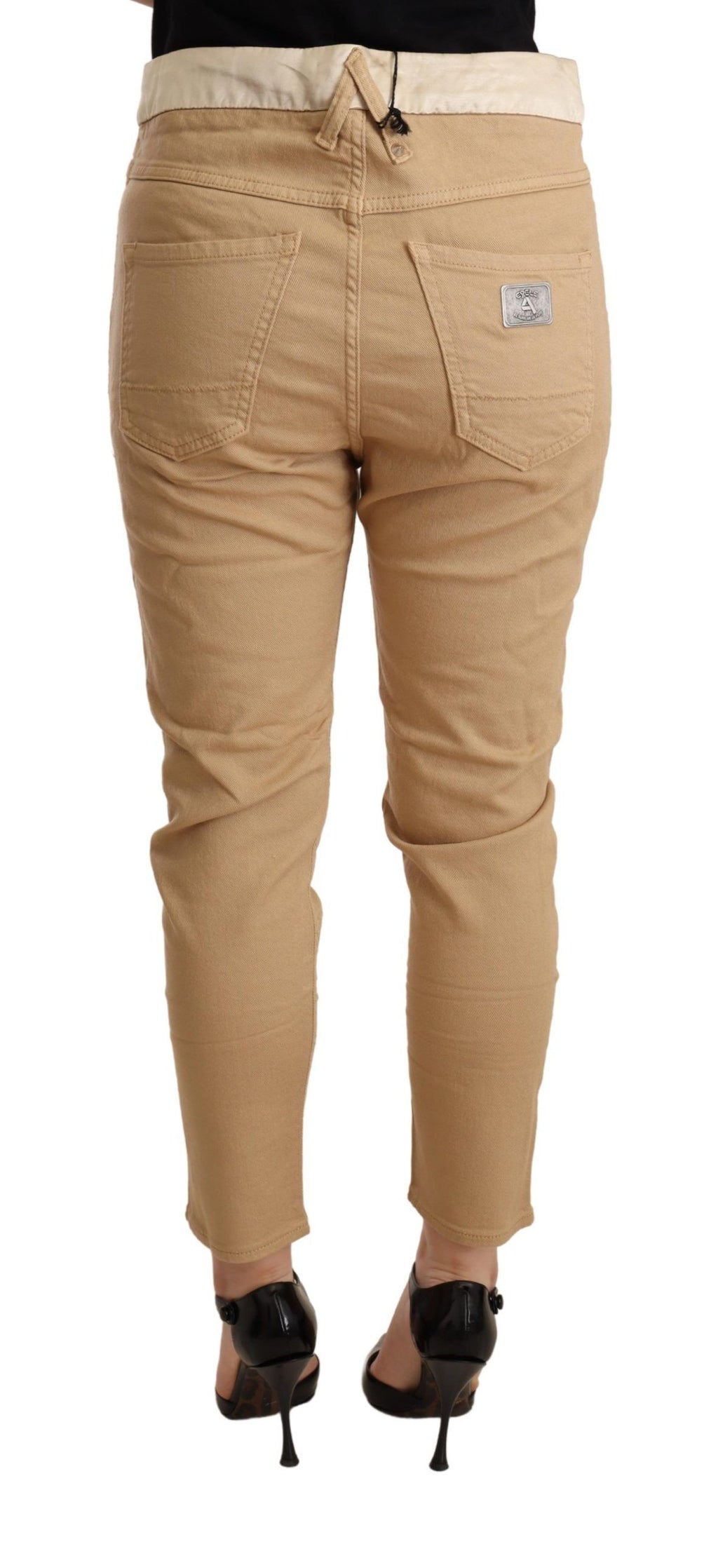 Beige byxor med smal passform och stretch