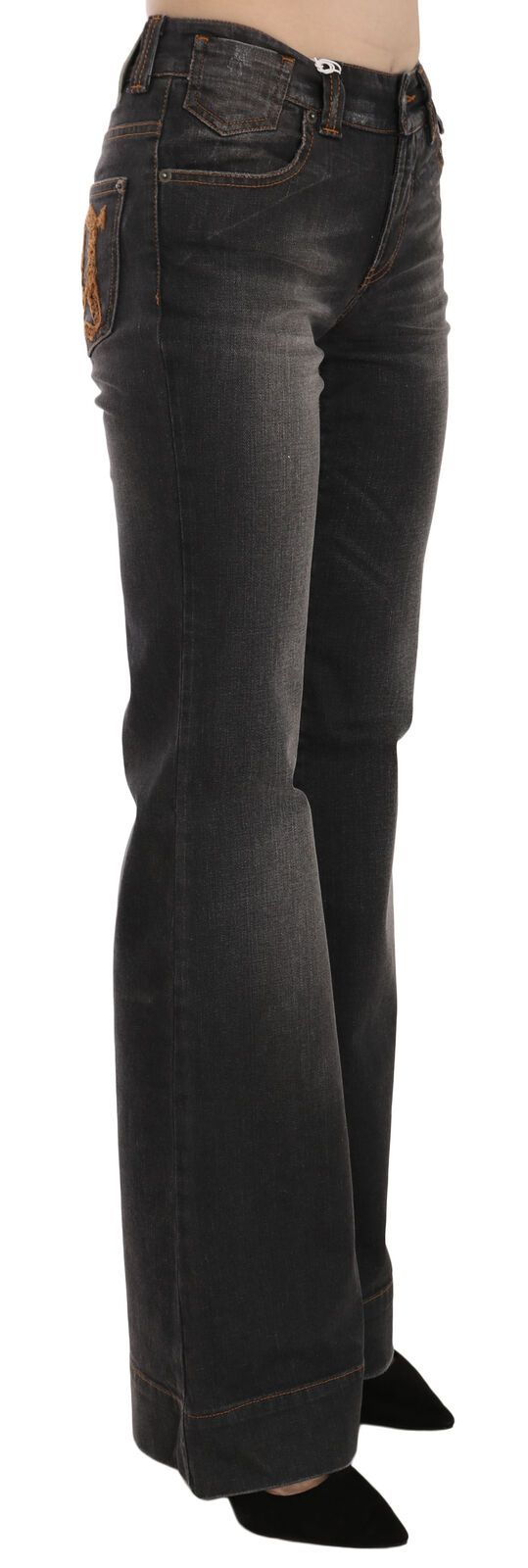 Svarta tvättade, utsvängda jeans med medelhög midja och casual passform