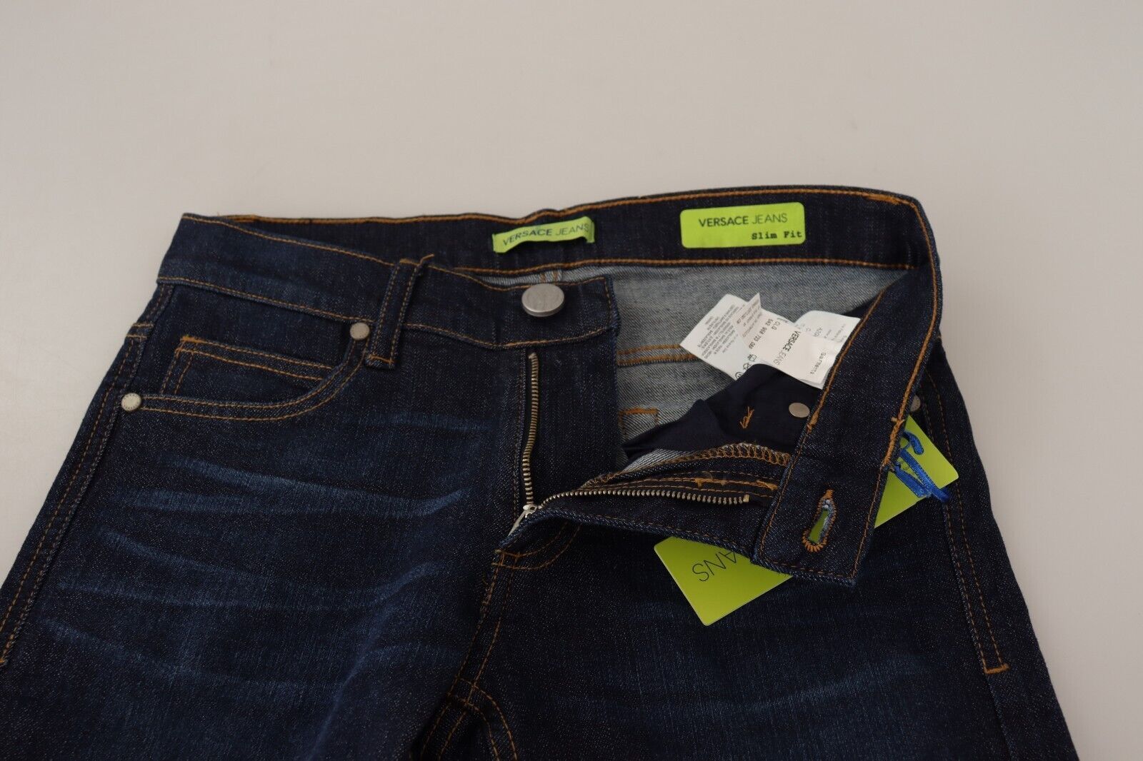 Mörkblå bomullsjeans med låg midja och smal passform
