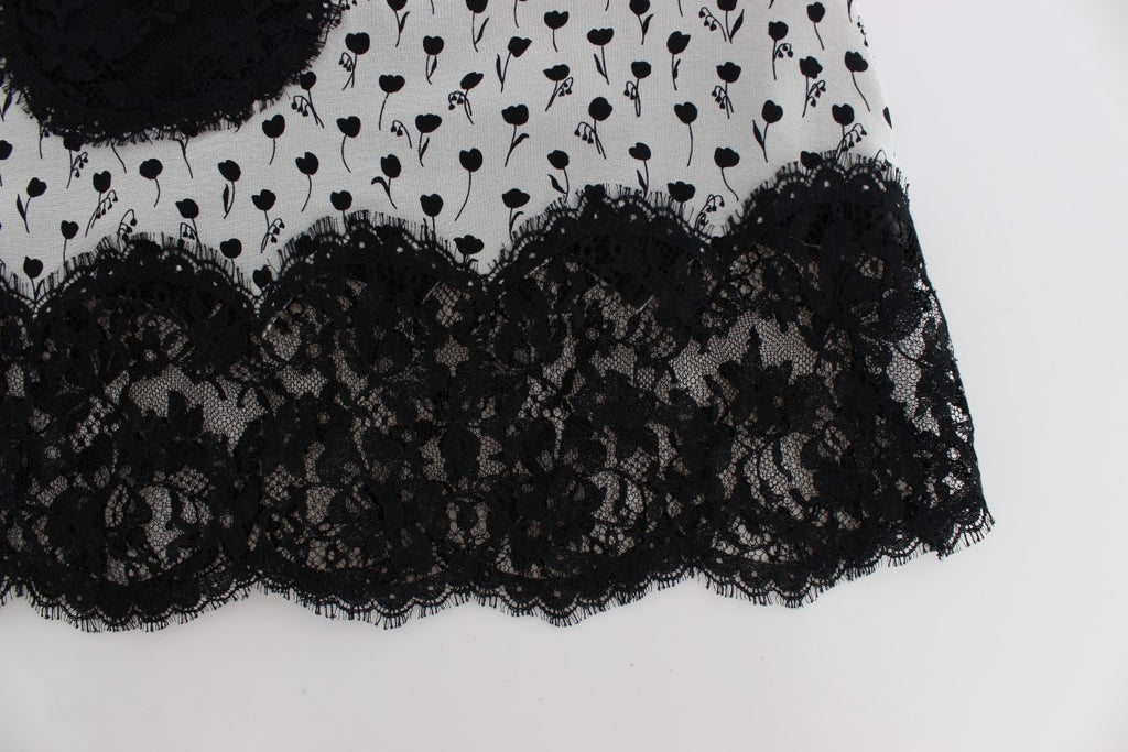Svart sidenspets babydoll-underkläder