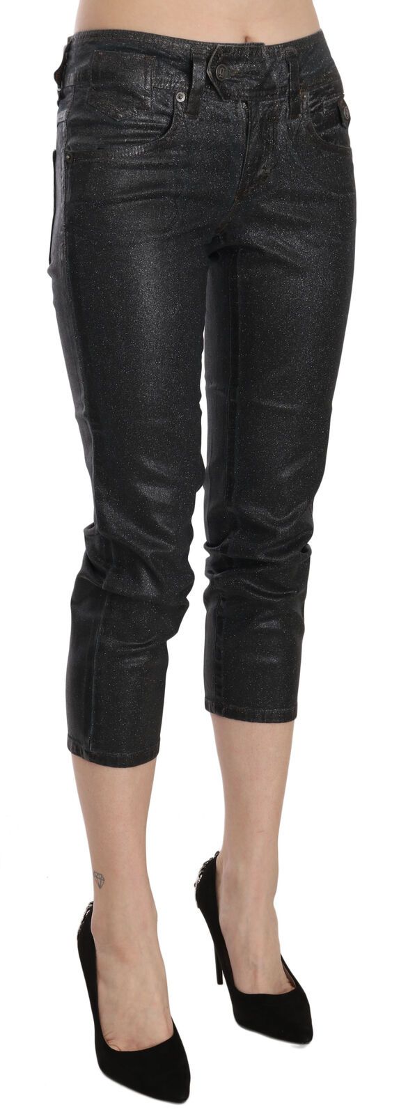 Svarta tvättade denimbyxor med medelhög midja och smala ben