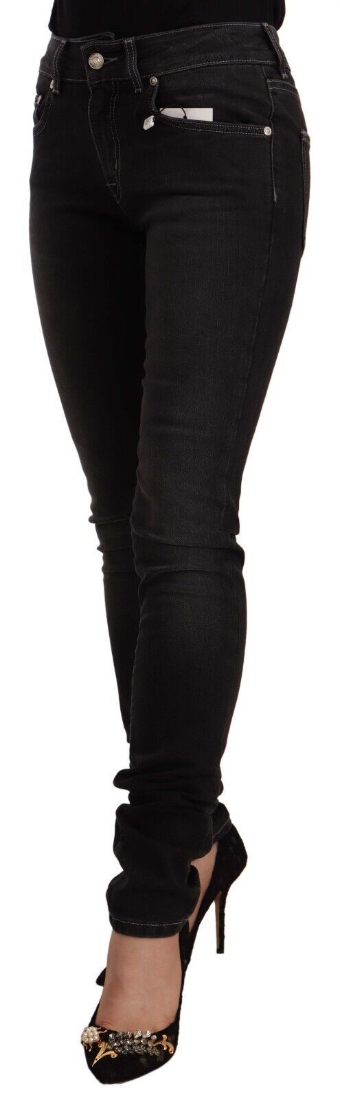 Svarta tvättade skinny slim fit jeans med medelhög midja i bomull