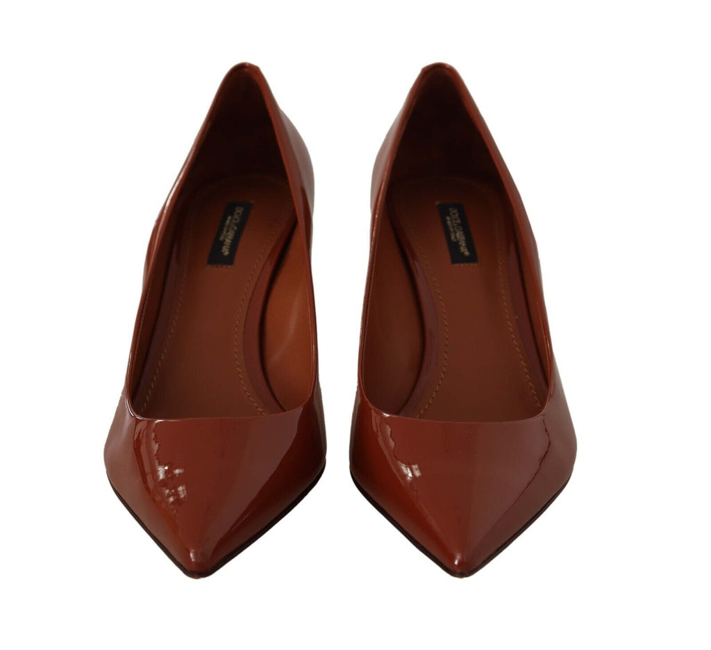 Bruna Kitten Heels Pumps Lackskor