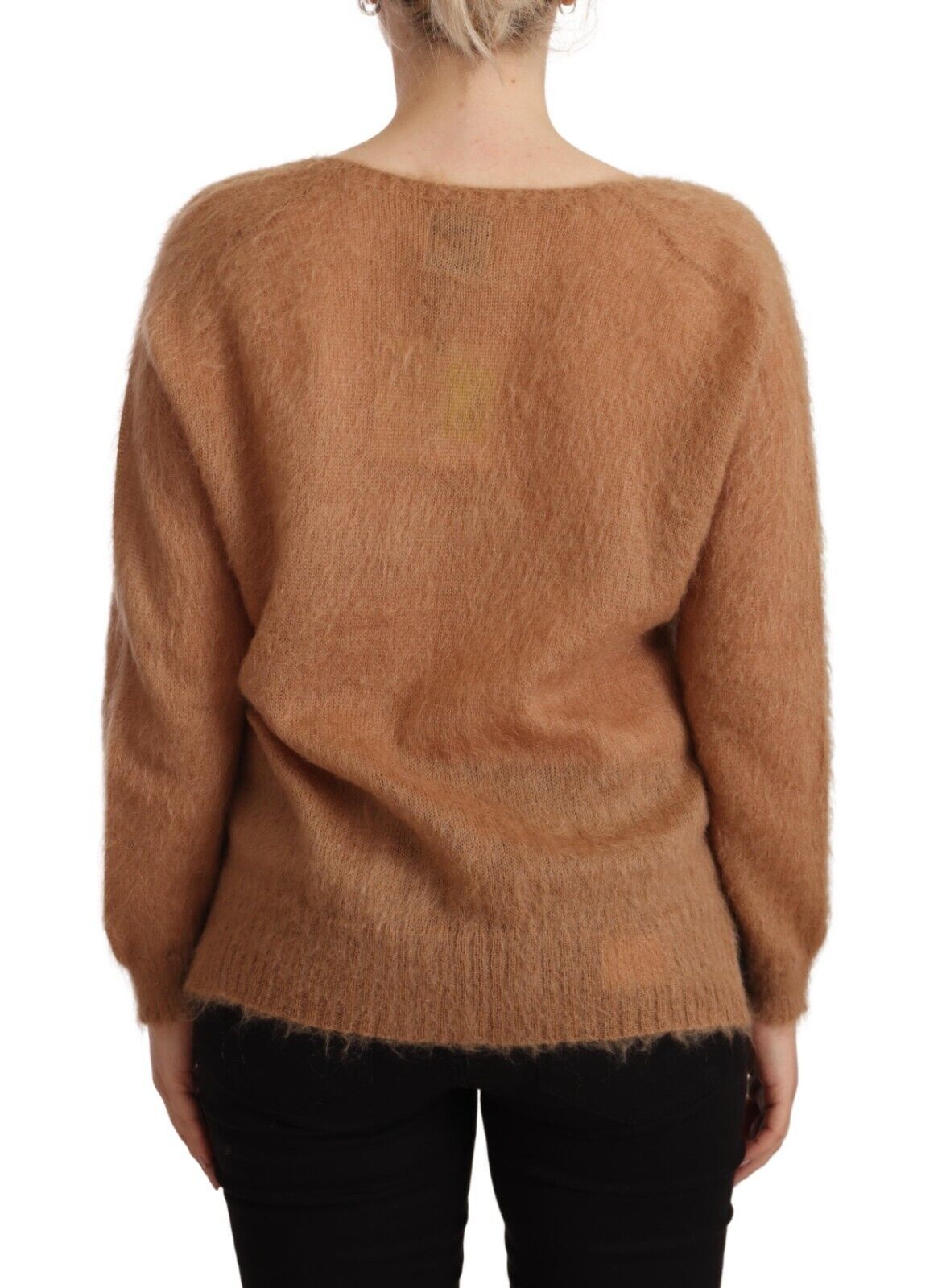 Brun cardigan med v-hals og langermet genser