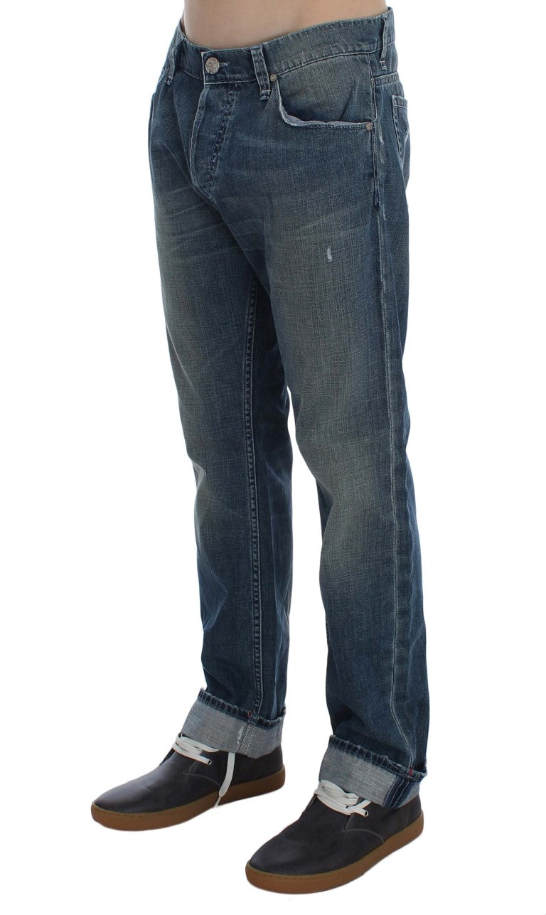 Blåvasket bomullsdenimjeans med vanlig passform