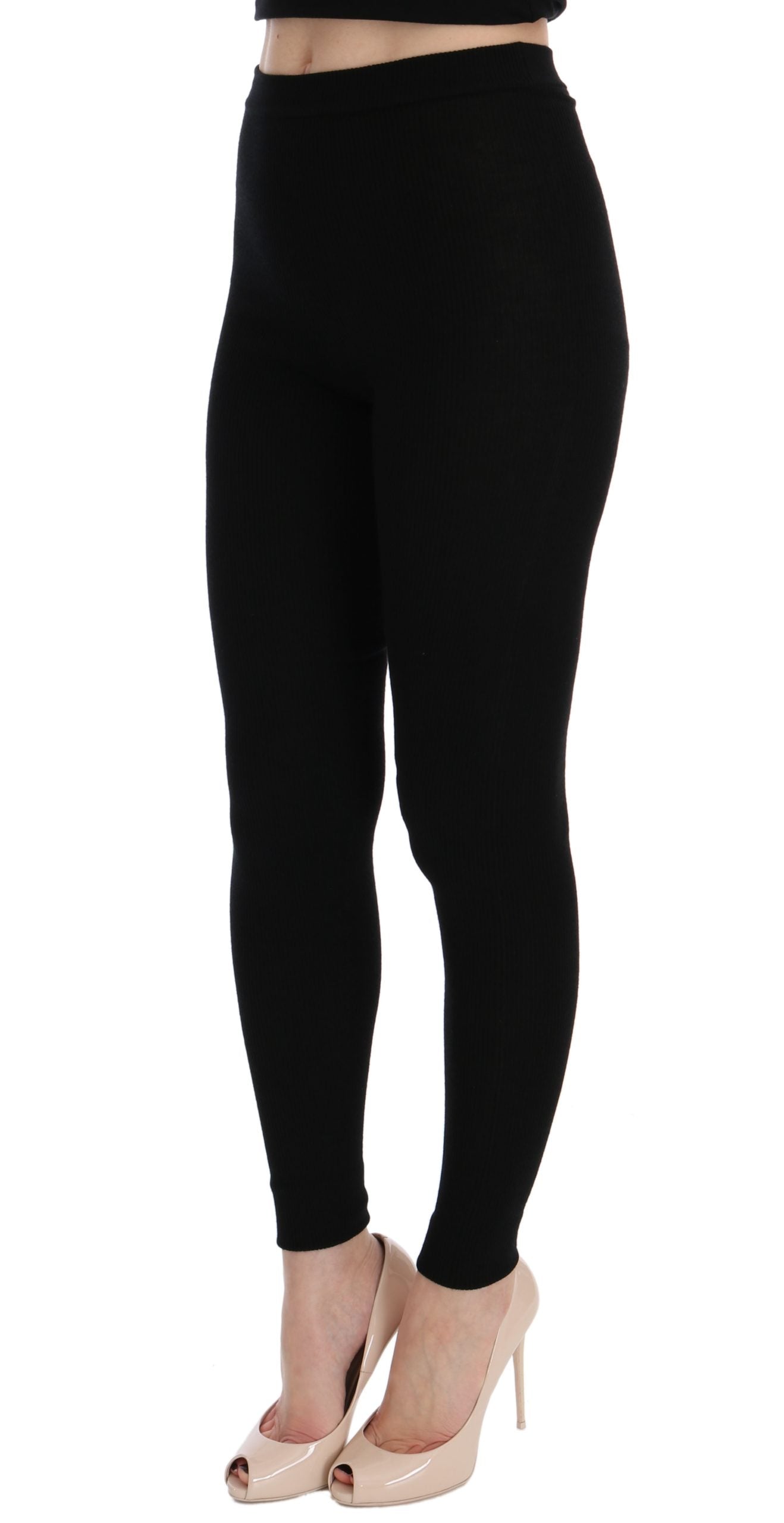 Svarta Slim Fit Dam Kashmirbyxor