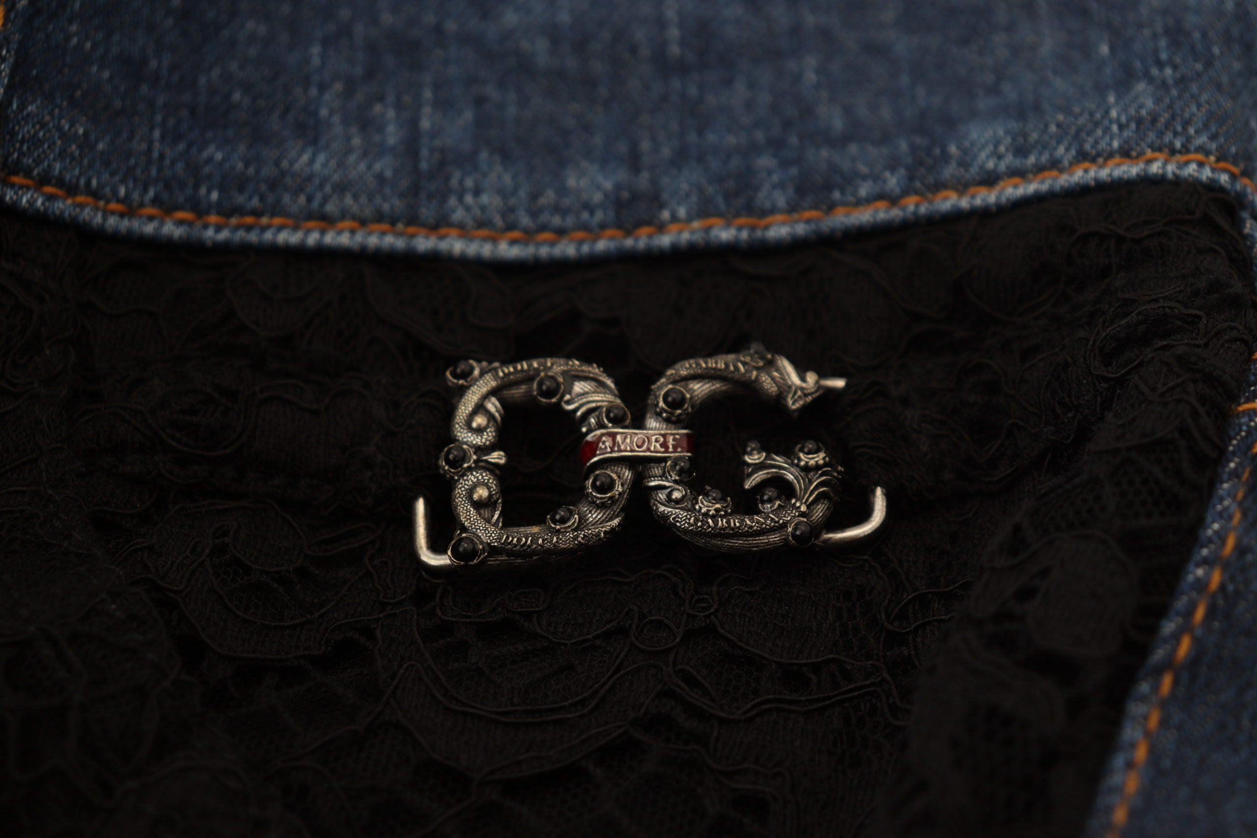 Svarta blommiga skinny jeans med spets framtill
