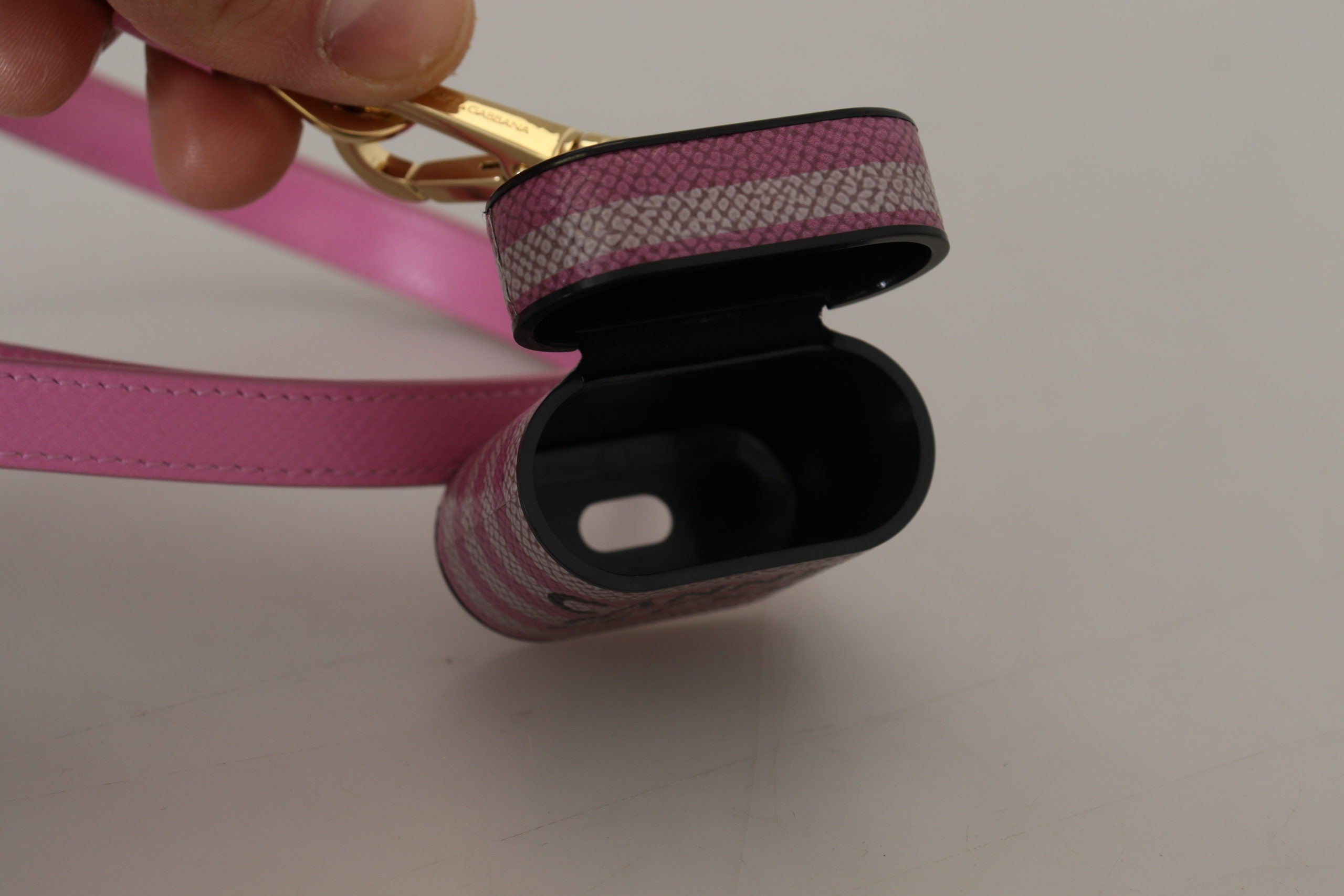 Rosa svart läderrem guldfärgad metalllogotyp Airpods-skal