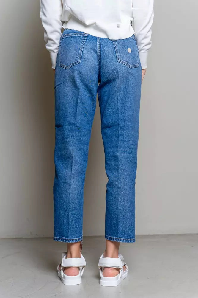 Förhöjda blå denimbyxor med hög midja för kvinnor