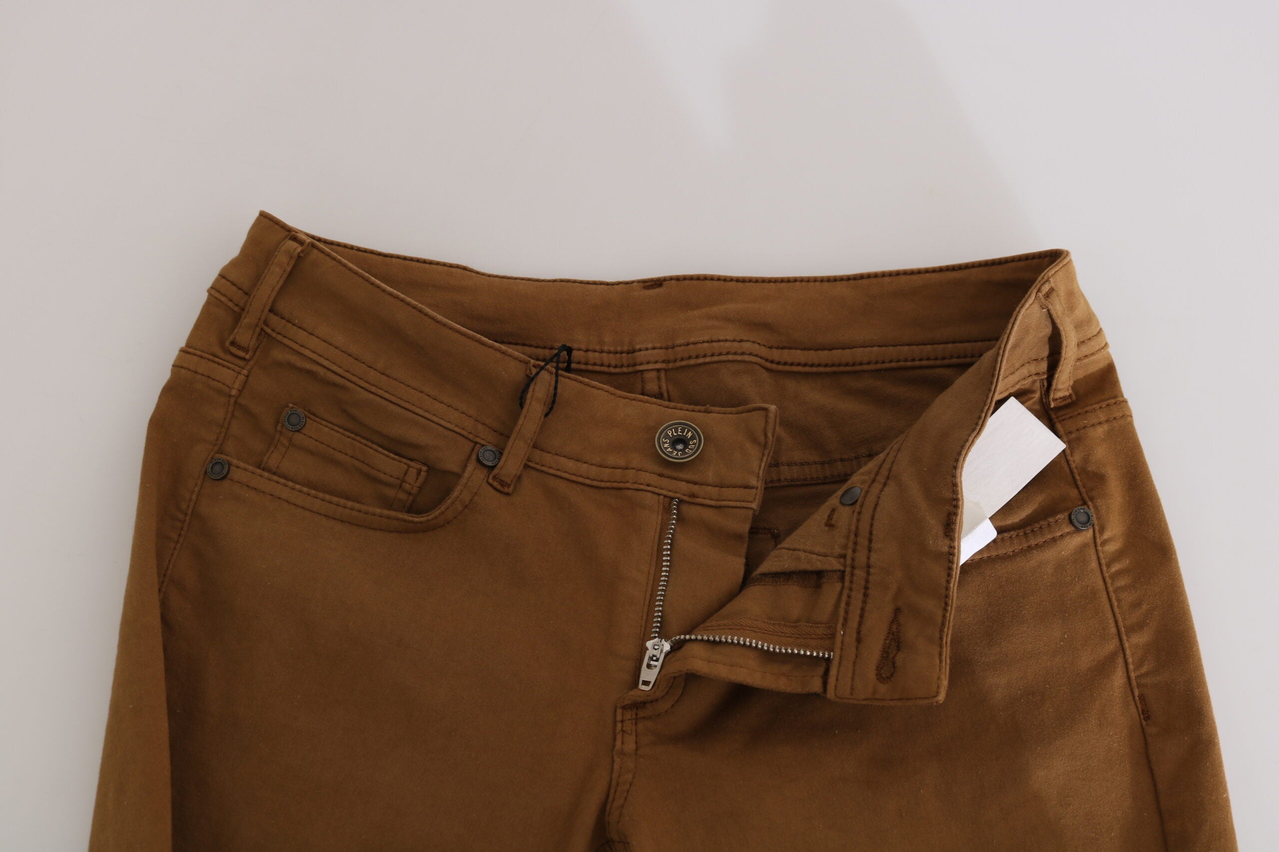 Bruna bomullsjeans med medelhög midja och smal passform