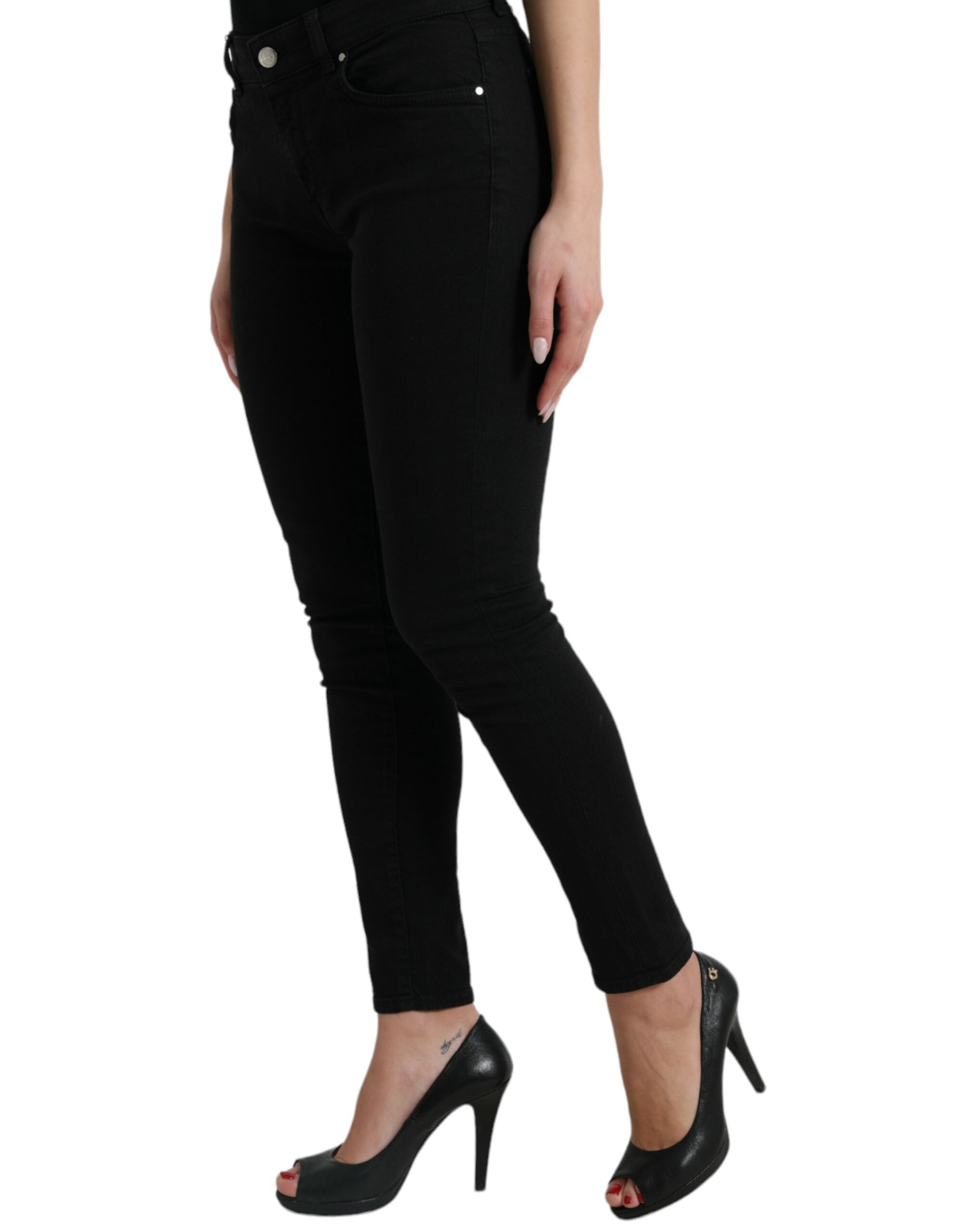 Svarta skinny jeans med medelhög midja i bomull