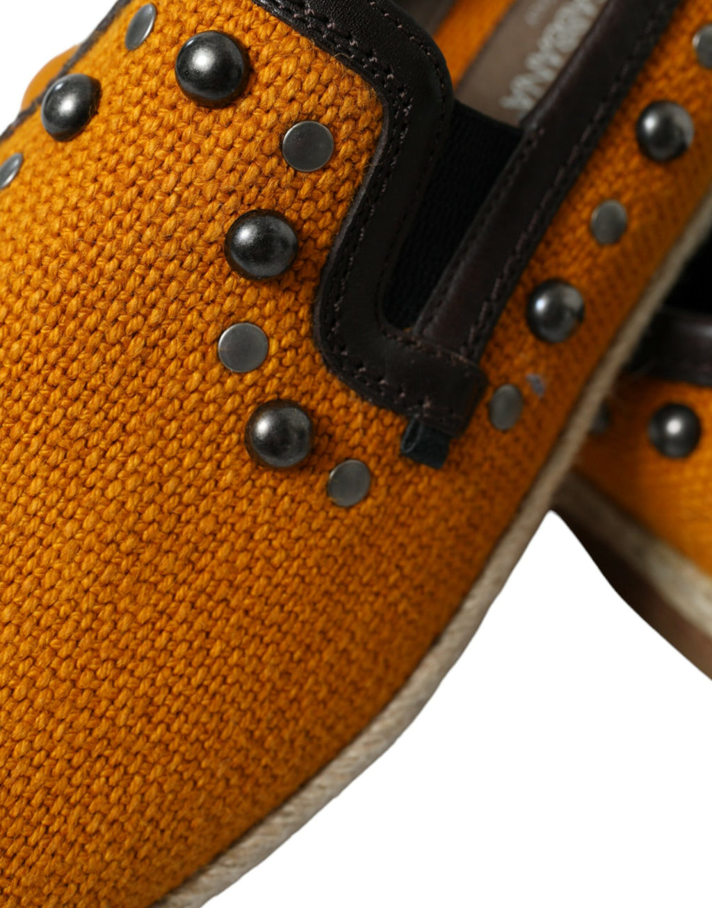 Orangea Loafers i Linneläder med Nitar