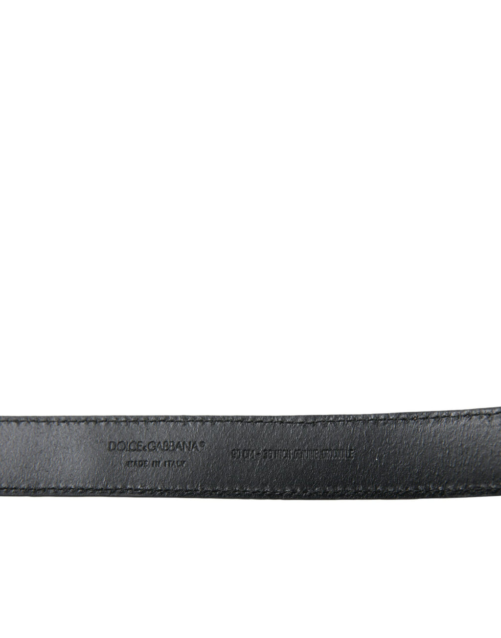 Beige eksotisk skinnbelte med gullspenne i metall