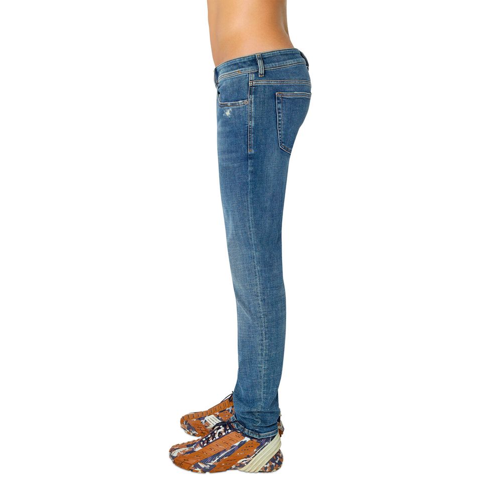 Punk-inspirerte skinny jeans med lav midje