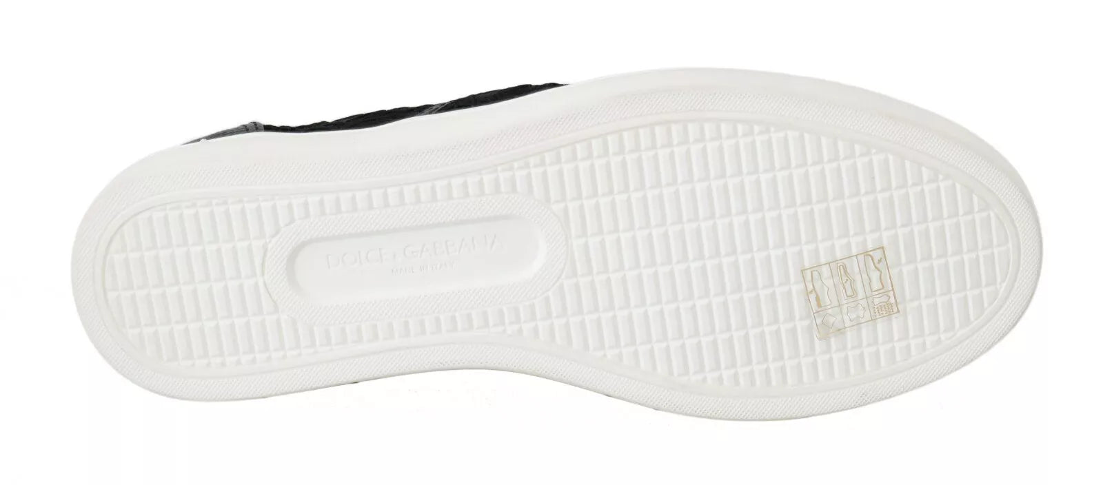 Svarte blondeskinnsjoggesko med logo og flate slip-on-sneakers