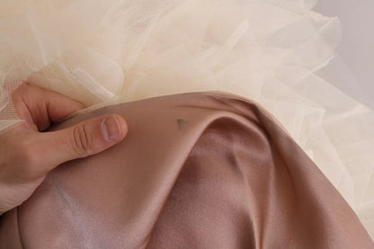 Dolce &amp; Gabbana Kristallrosa Sidenbalklänning med Ljuskrona