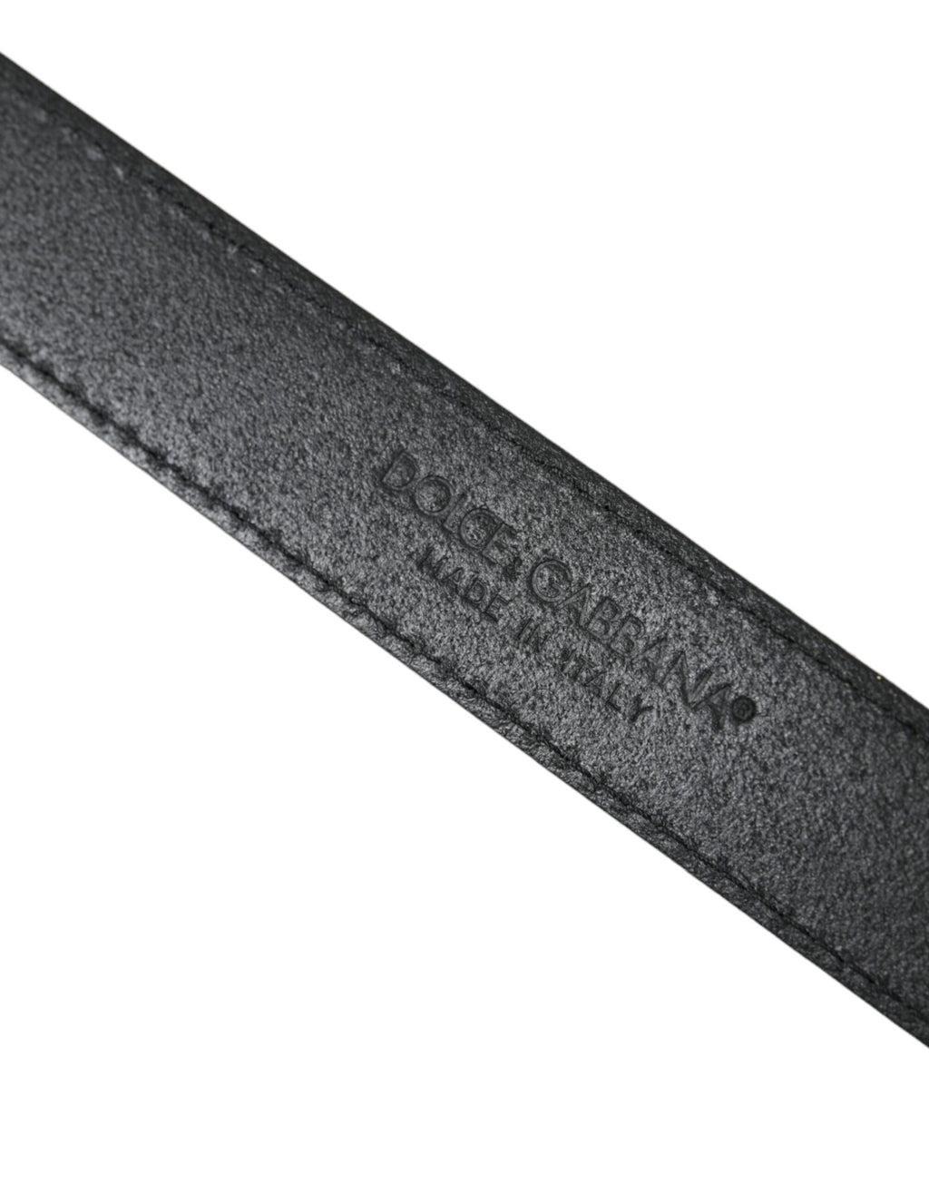 Grønt skinnbelte med jacquardmønster og sølvfarget metallspenne