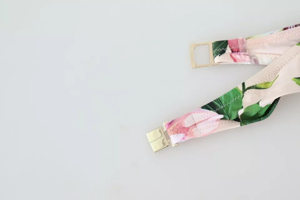 Rosa blommig baddräkt med strandmotiv