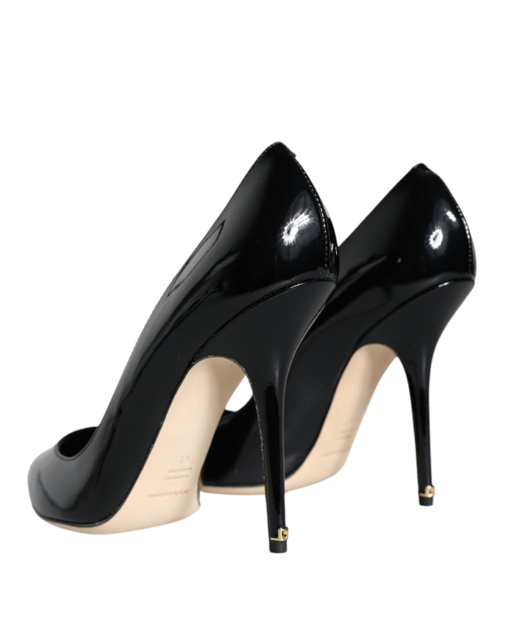 Svarta Bellucci Pumps i lackskinn