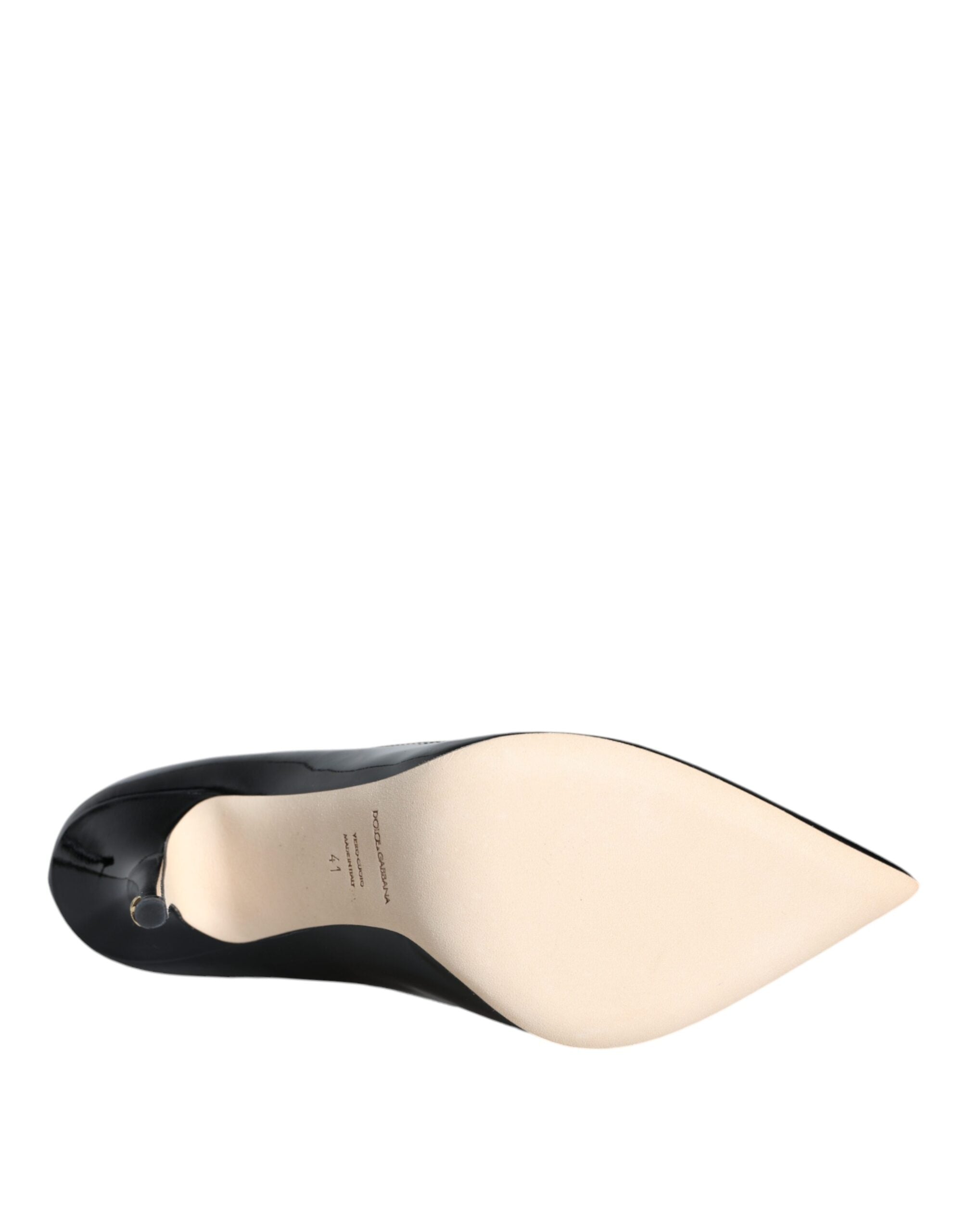 Svarta Bellucci Pumps i lackskinn