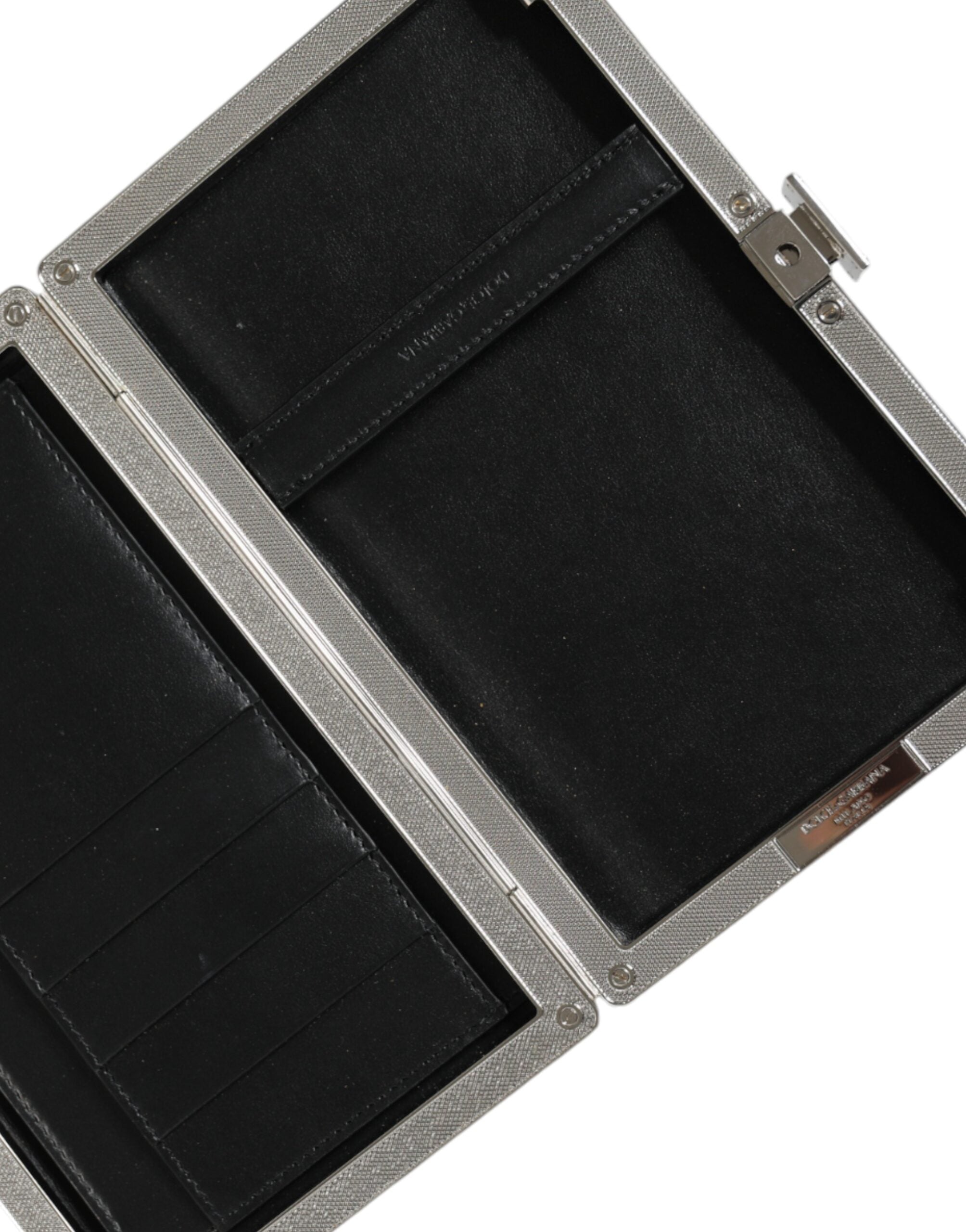 Svart skinn clutch mini crossbody-veske med sølvfarget ramme