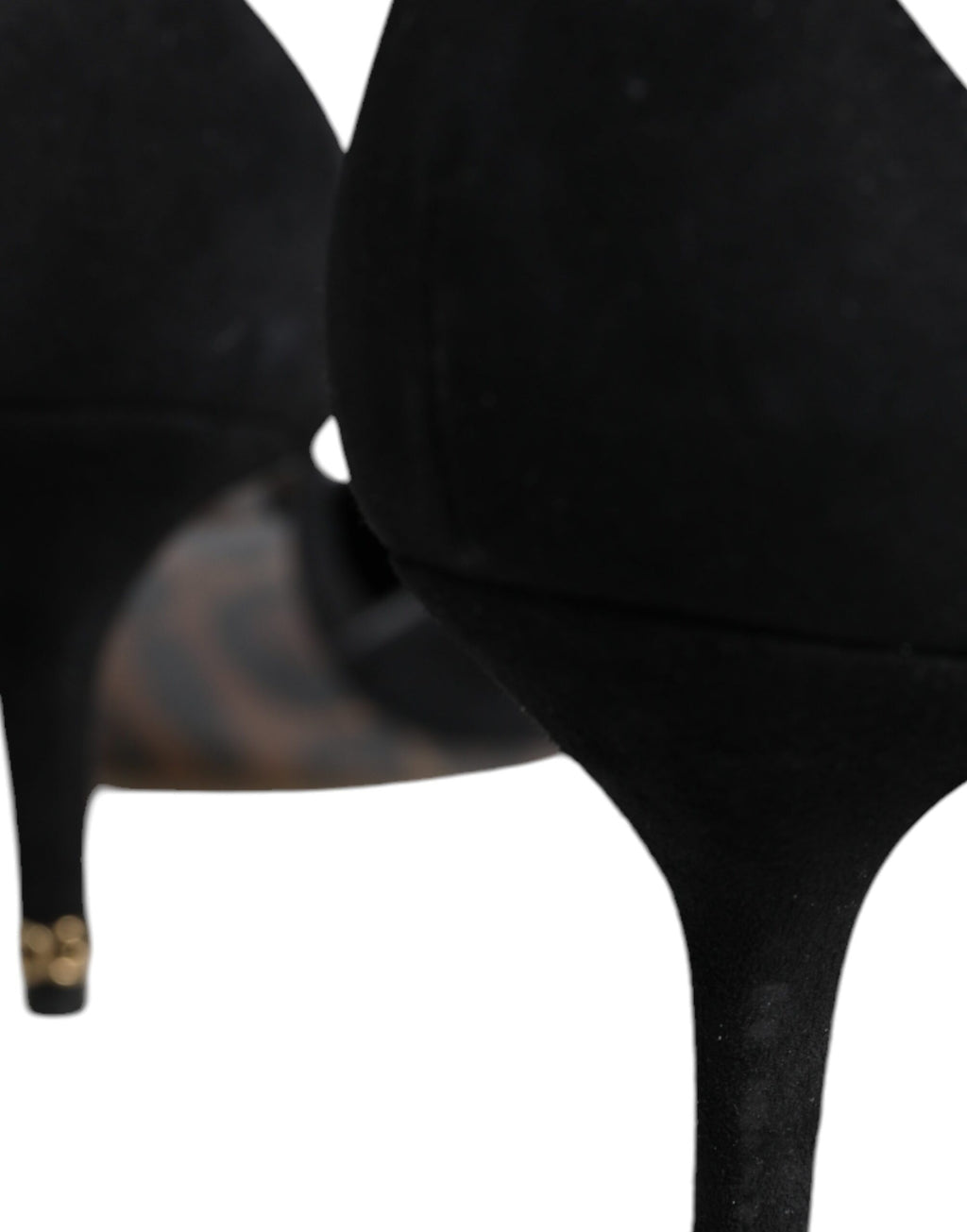Svarta mocka pumps med ankelrem och klackar