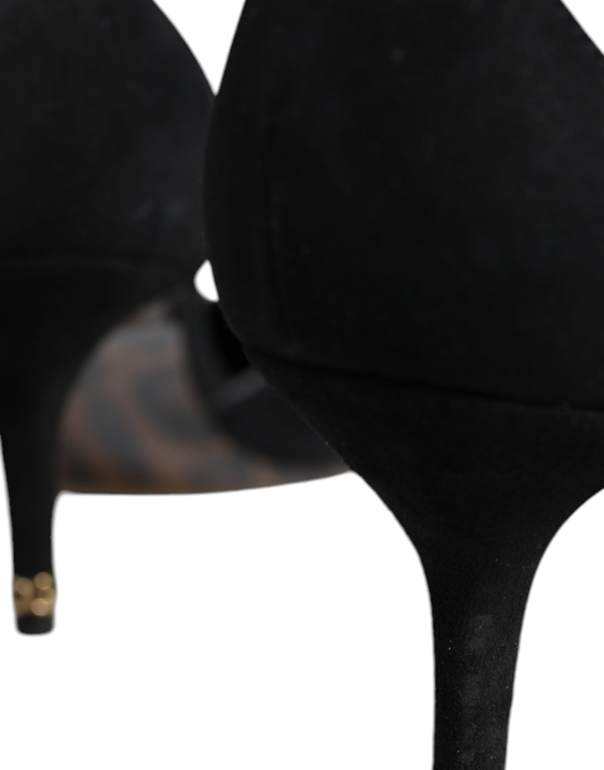 Svarta mocka pumps med ankelrem och klackar