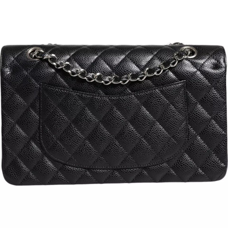Svart Caviar Medium Klassisk Axelväska med Dubbelklaff och Quilted Silverfärg