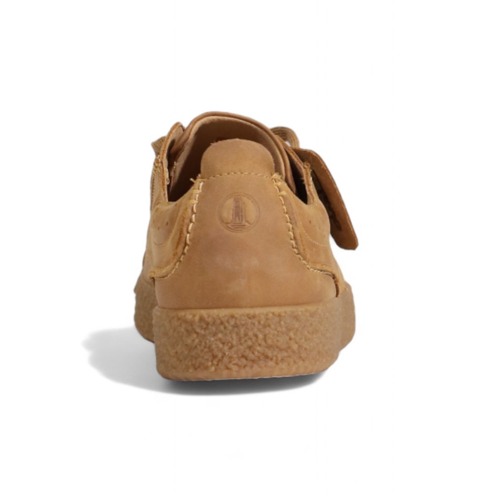 Beige Oxfords og Derby i semsket skinn